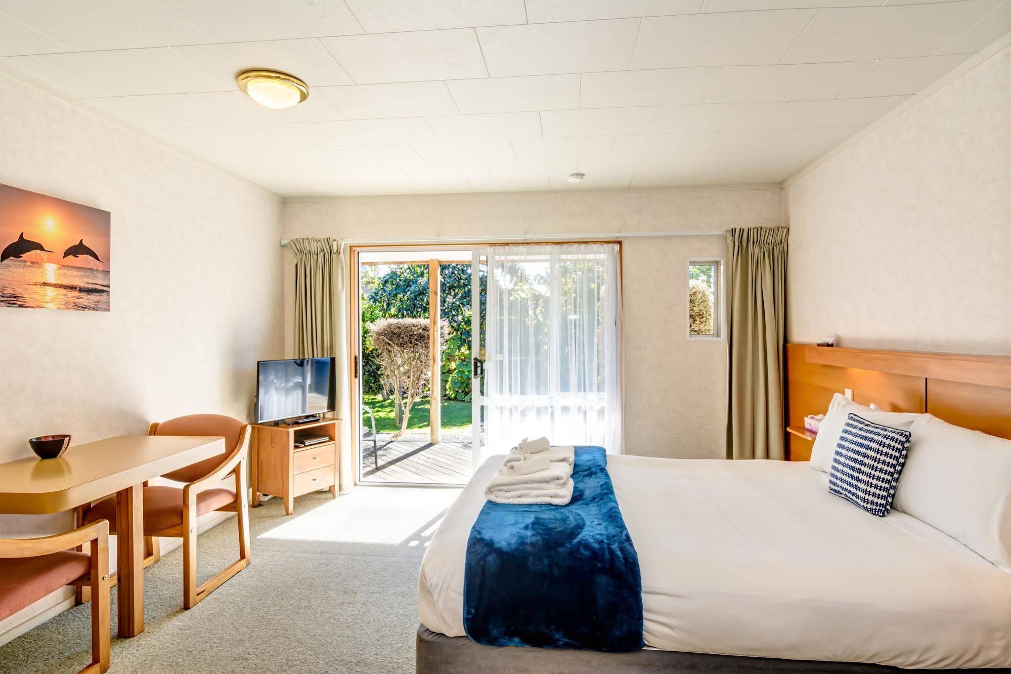 Abbey Court Motel