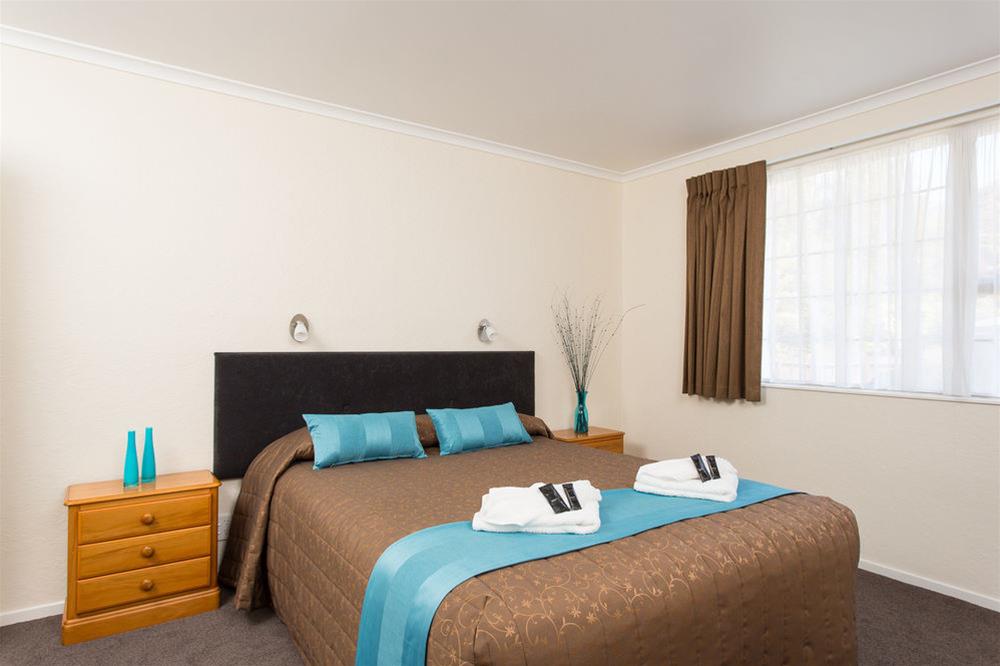 Equestrian Lodge Motel