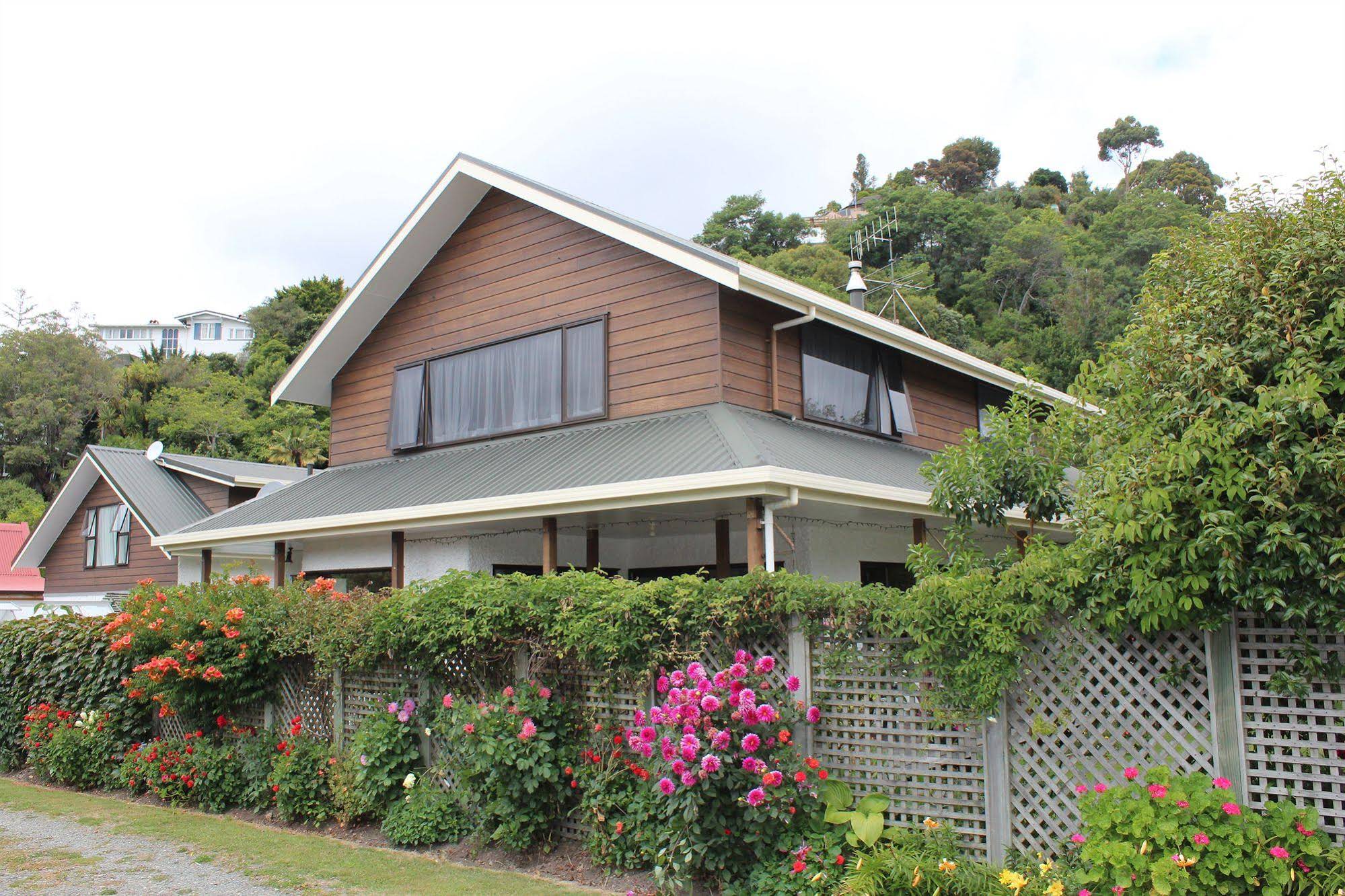 Annick House Bed & Breakfast