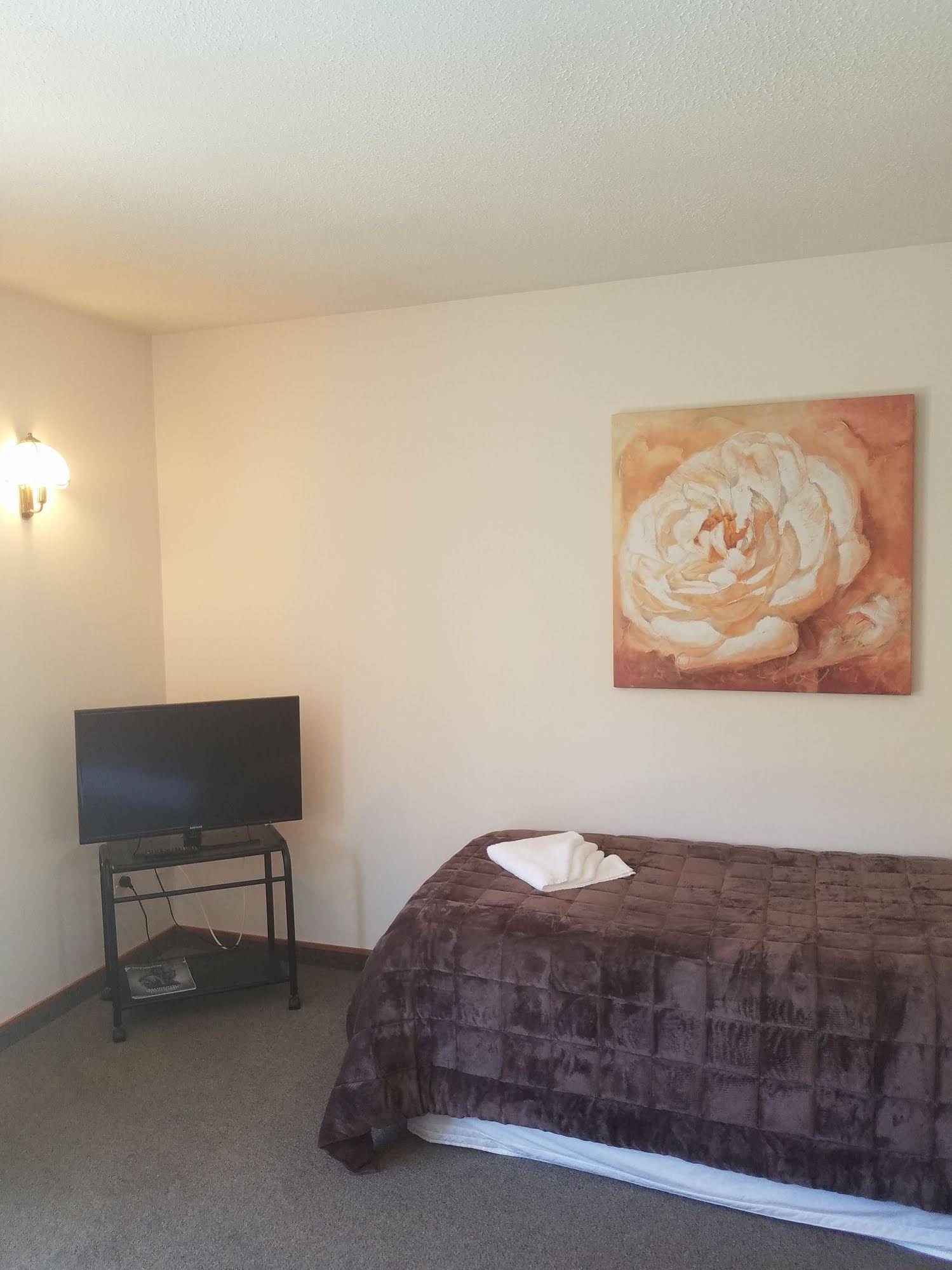 Apex Motor Lodge