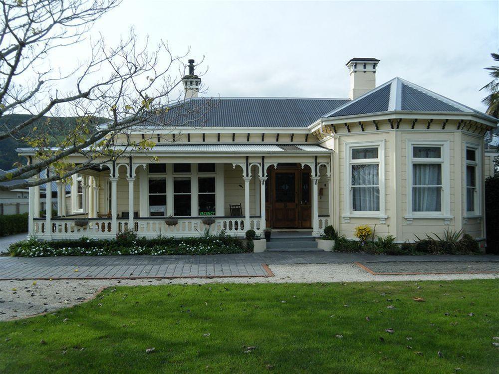 Collingwood Manor