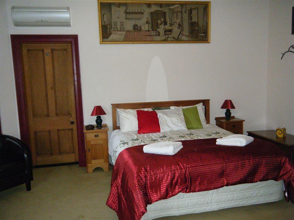 Collingwood Manor
