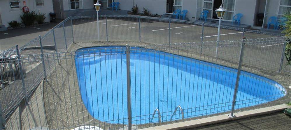 Courtesy Court Motel