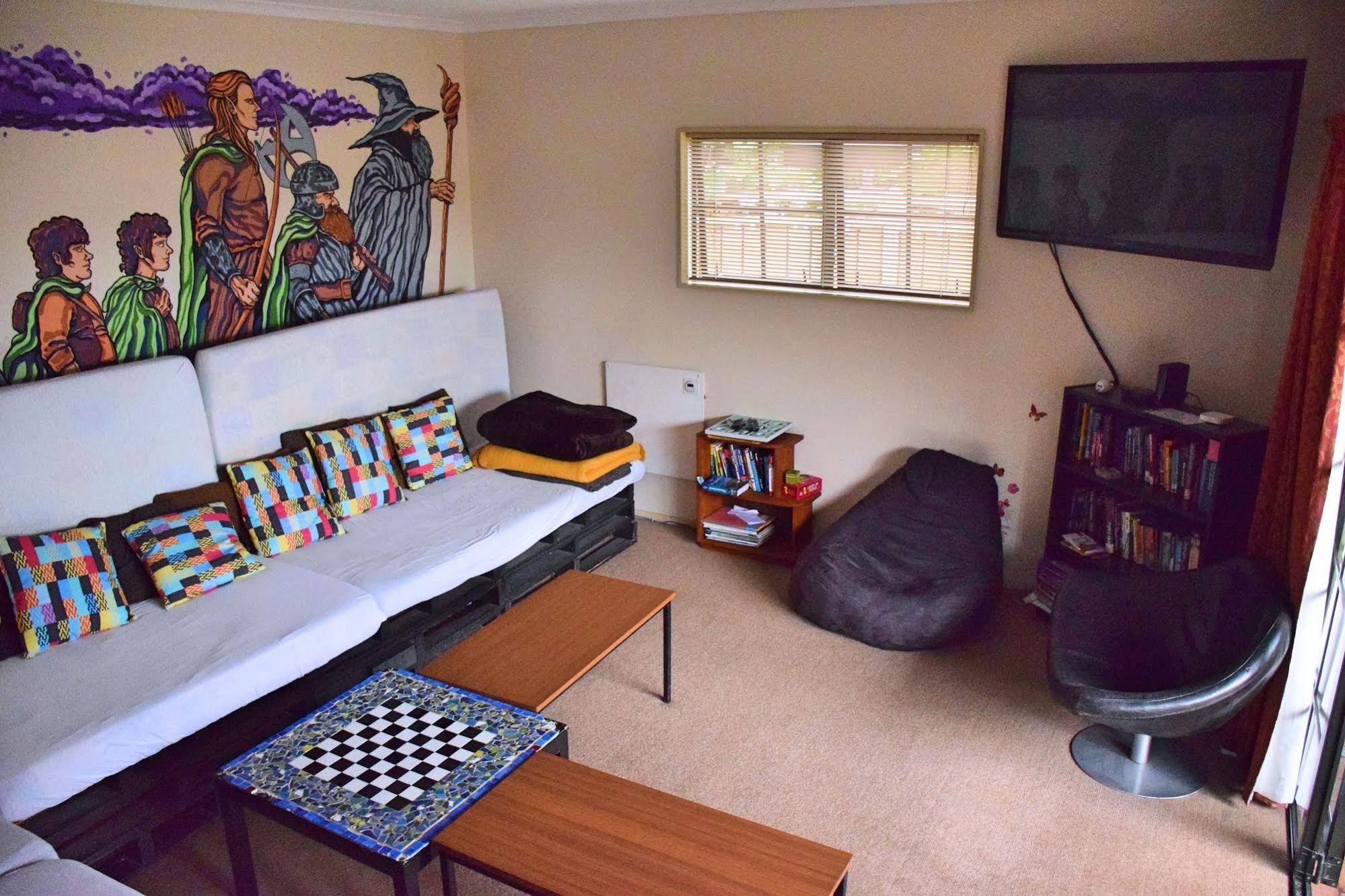 The Prince Albert Backpackers and Bar