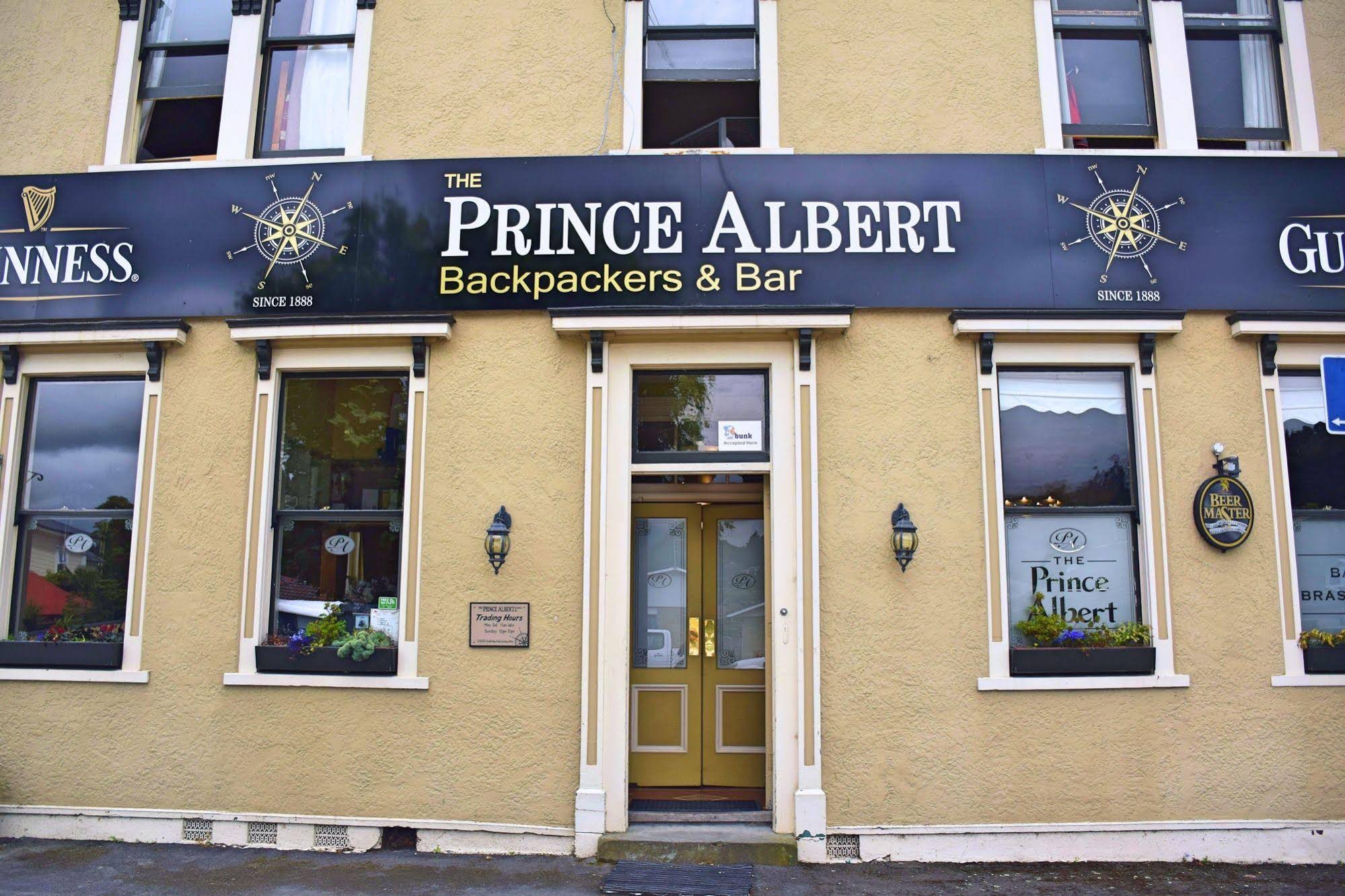 The Prince Albert Backpackers and Bar