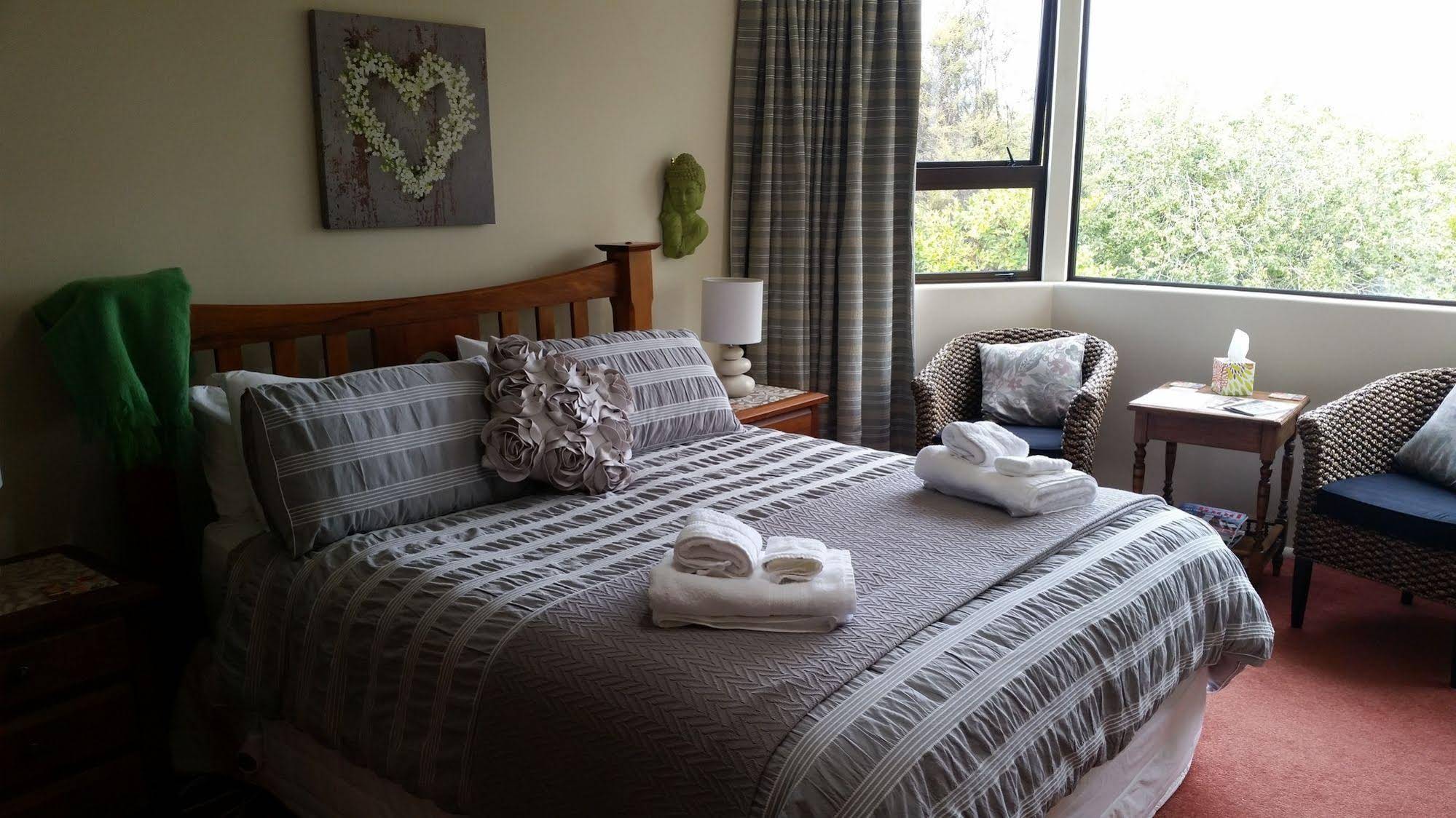 Oamaru House Bed and Breakfast