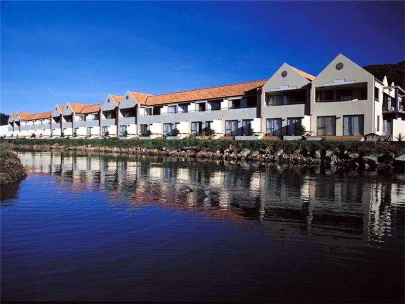 Apartments on the Waterfront