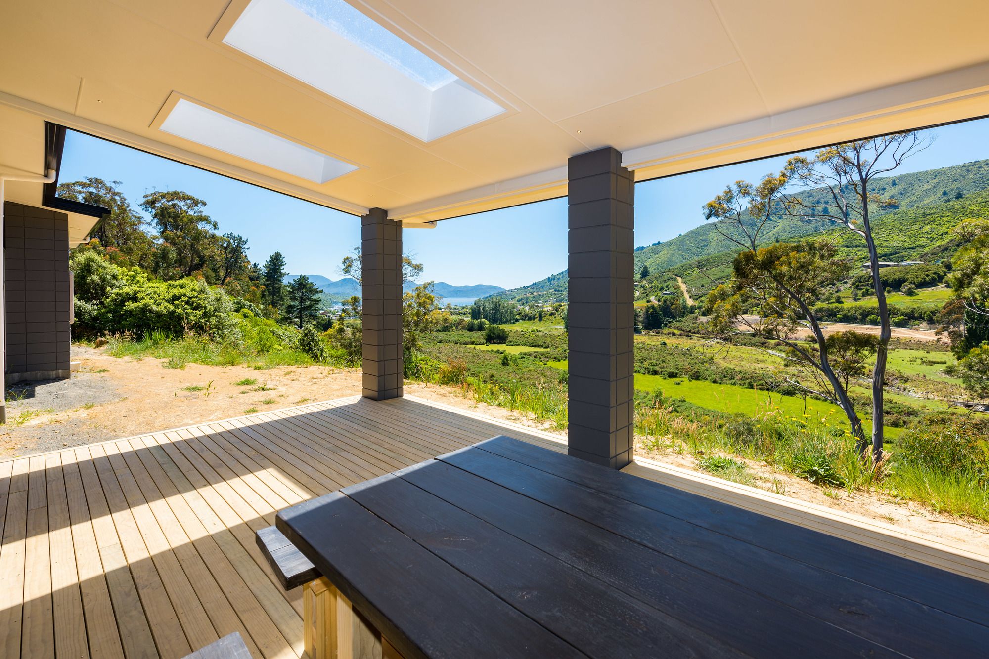 Bell Bird Ridge - Ocean & Valley Views