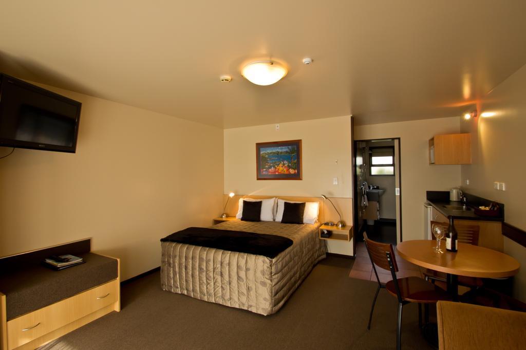 Broadway Motel