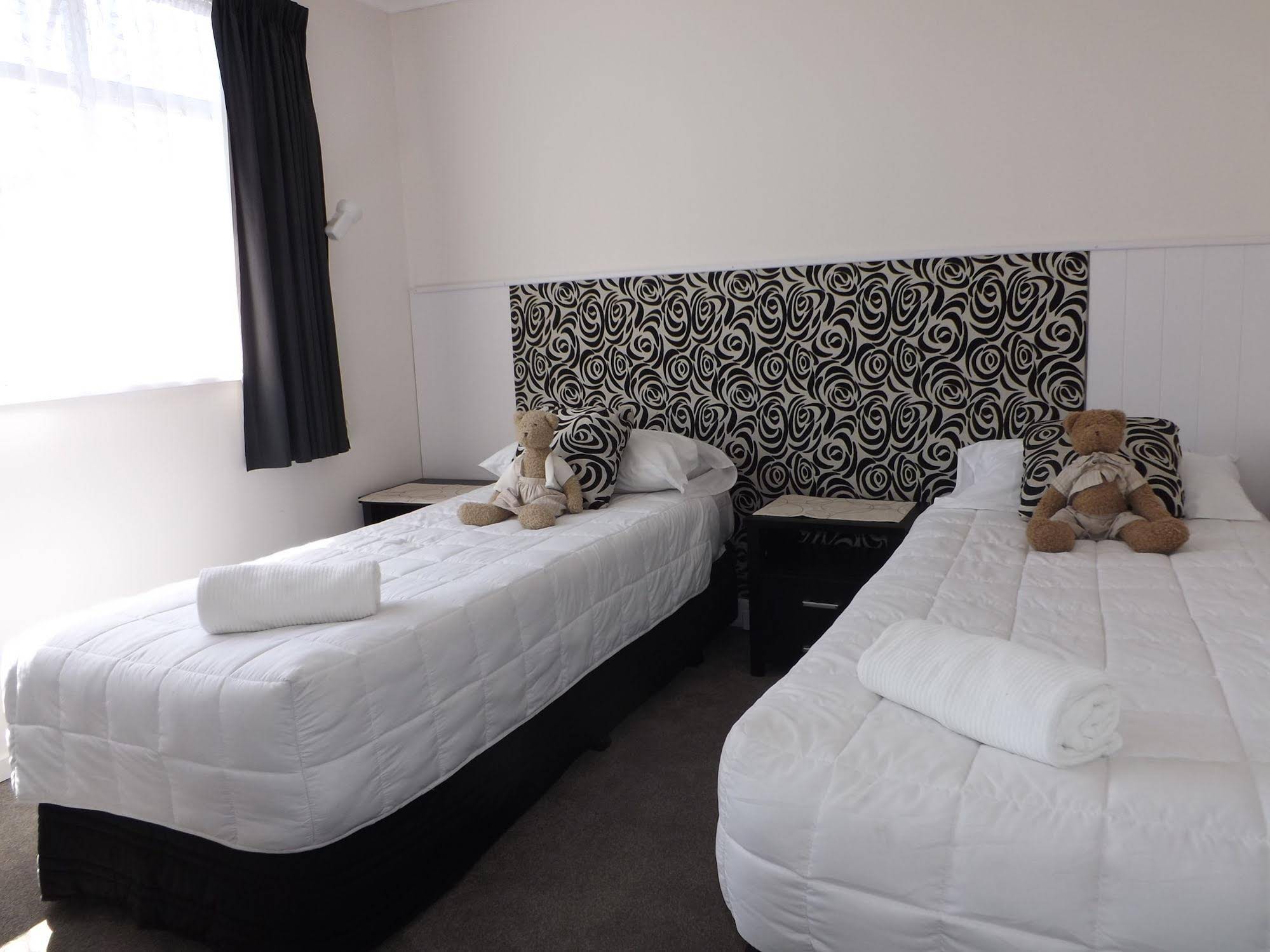 High Street Living Motel