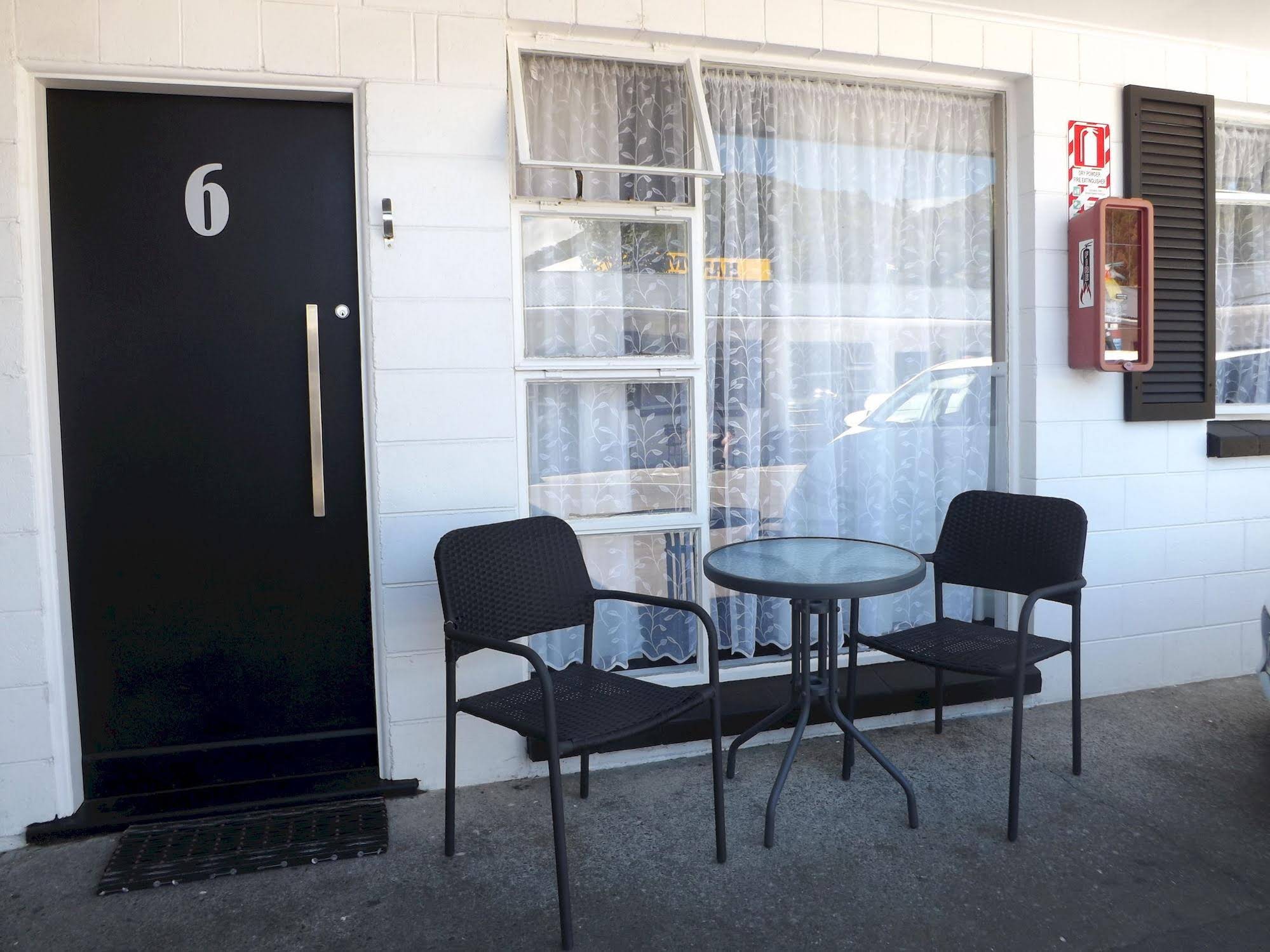 High Street Living Motel