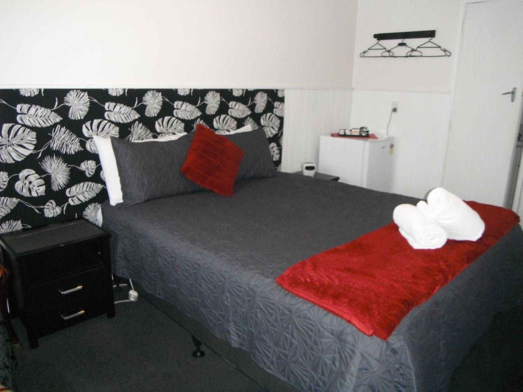 High Street Living Motel