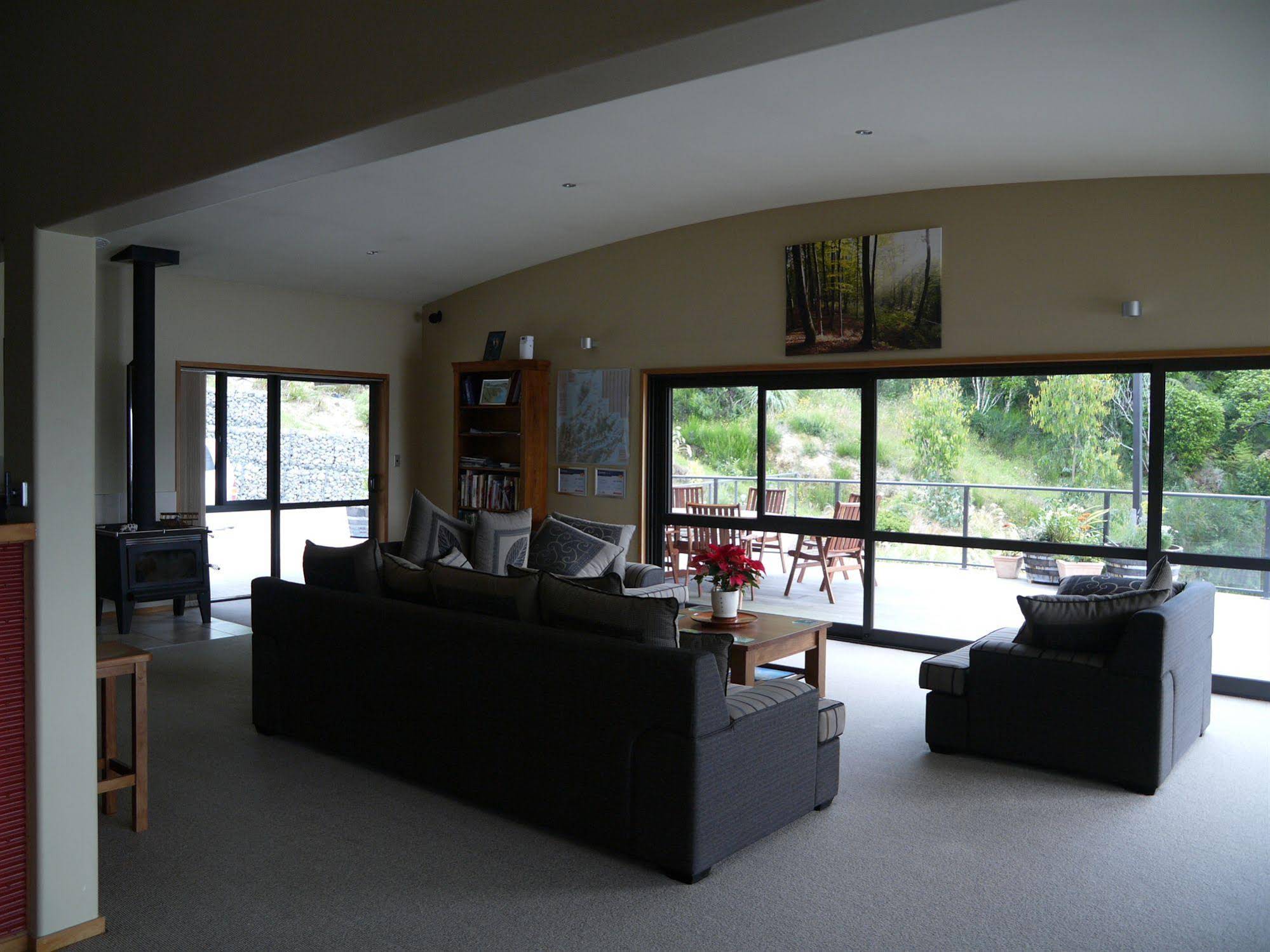 Okiwa Bay Lodge