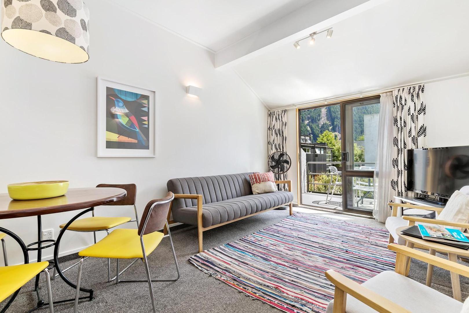 Amity Serviced Apartments