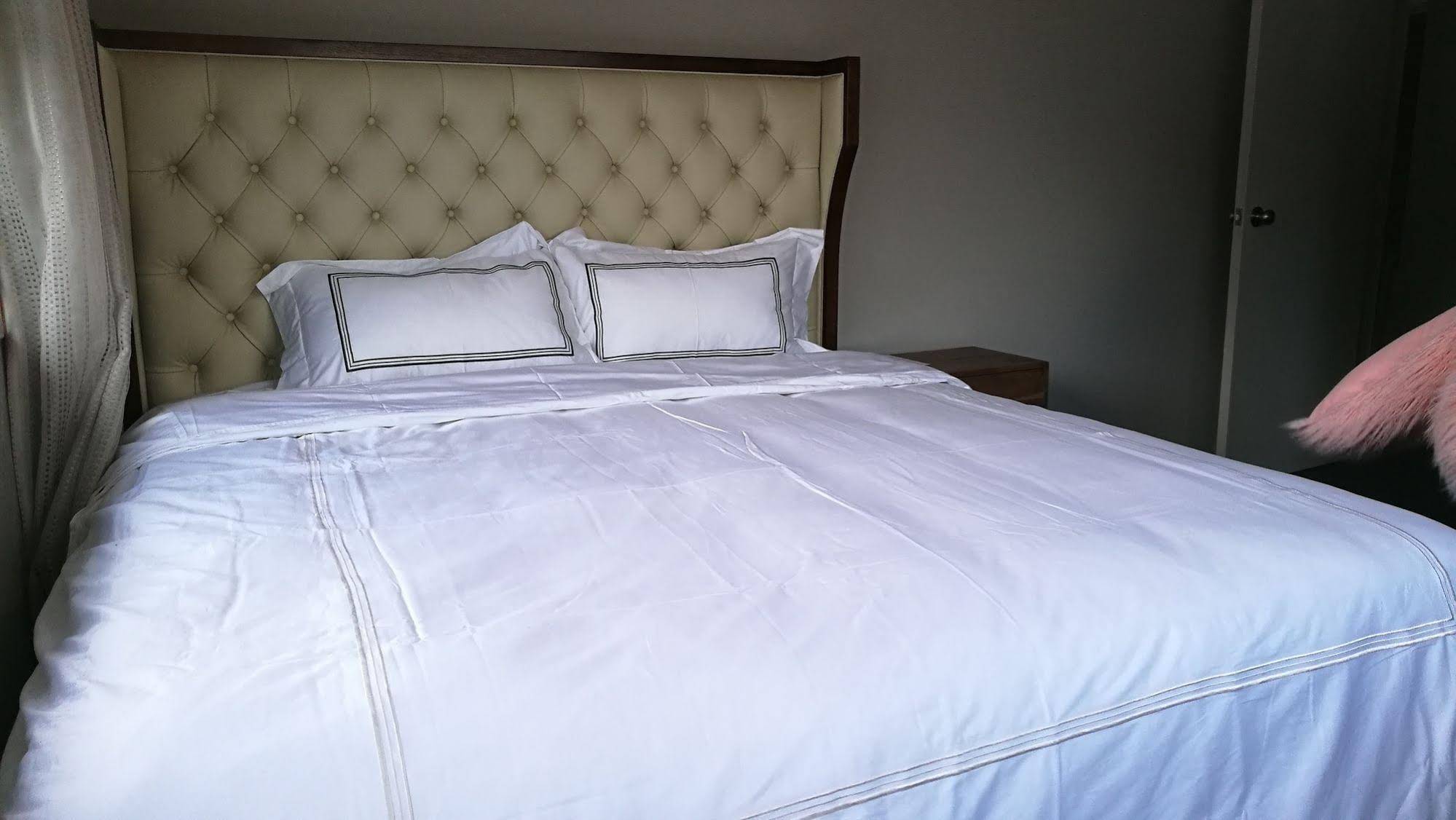 Aquarius De Lavender Lake View B&B