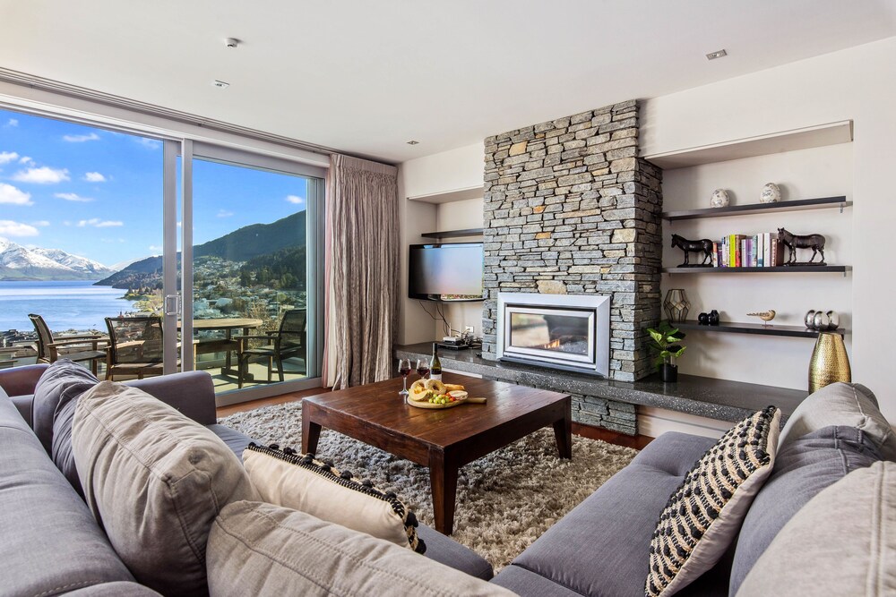 Catalina's Luxury Apartments