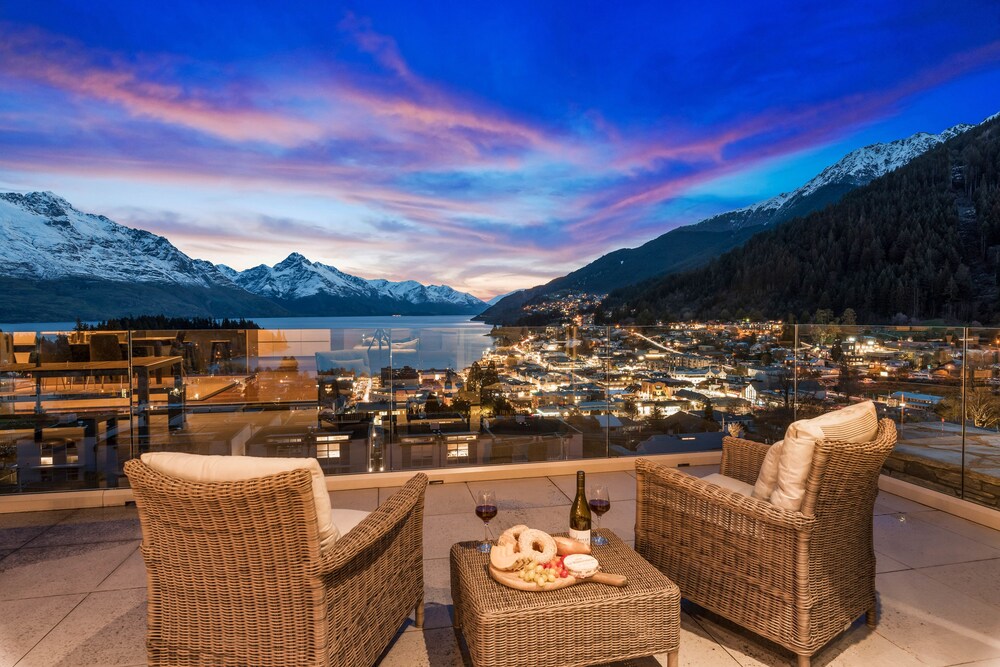 Catalina's Luxury Apartments