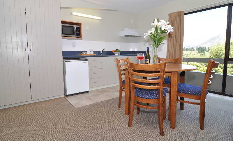 Earnslaw Lodge