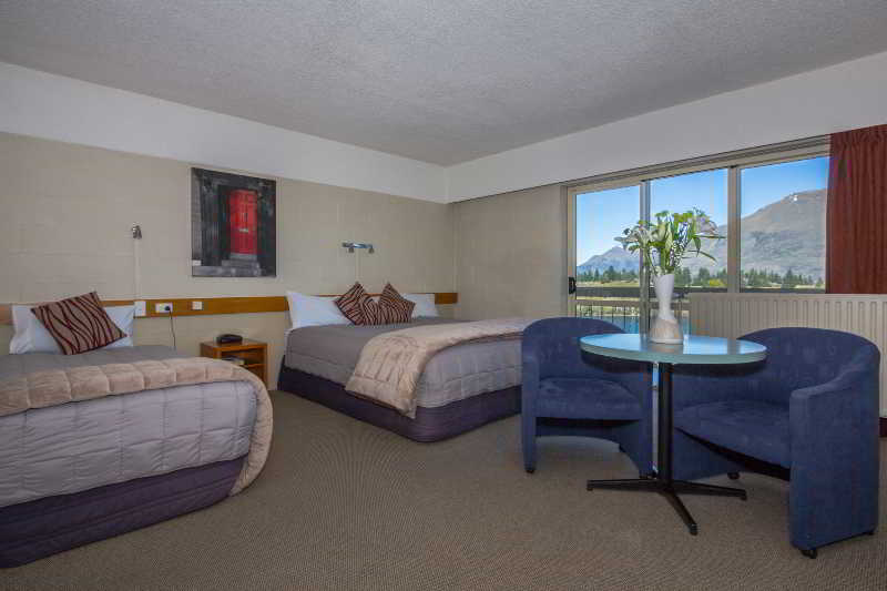 Earnslaw Lodge