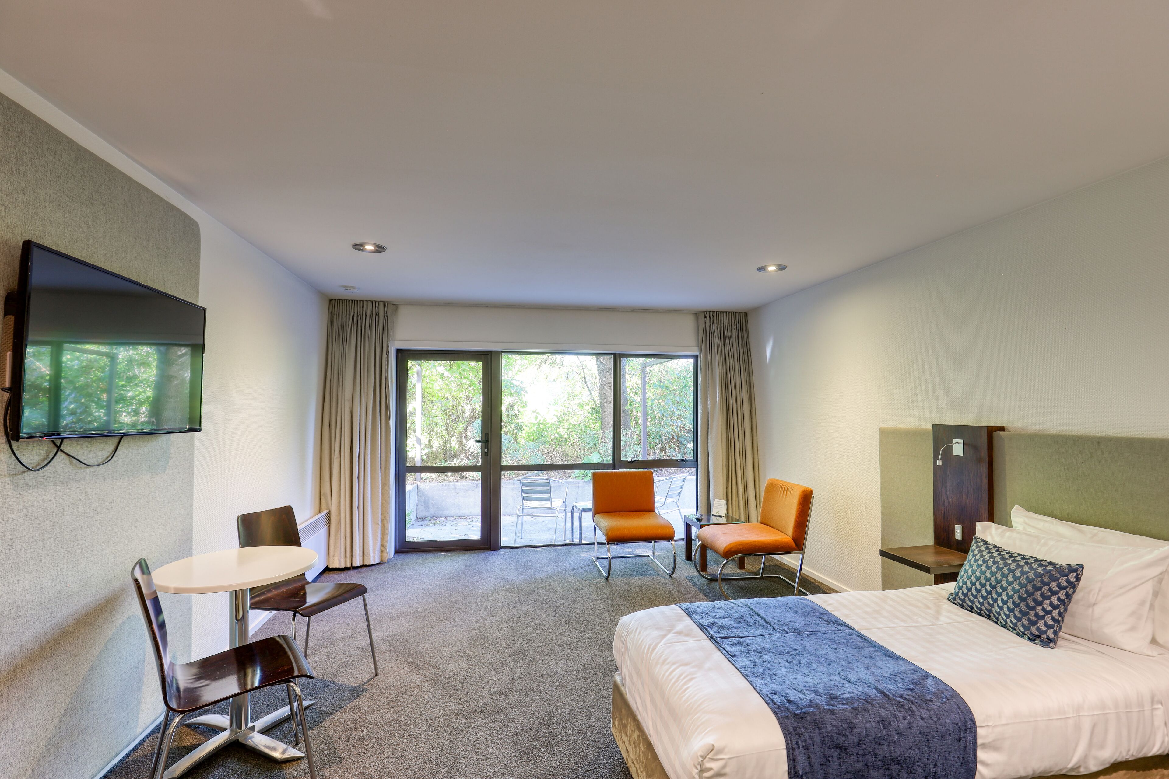 Garden Court Suites and Apartments