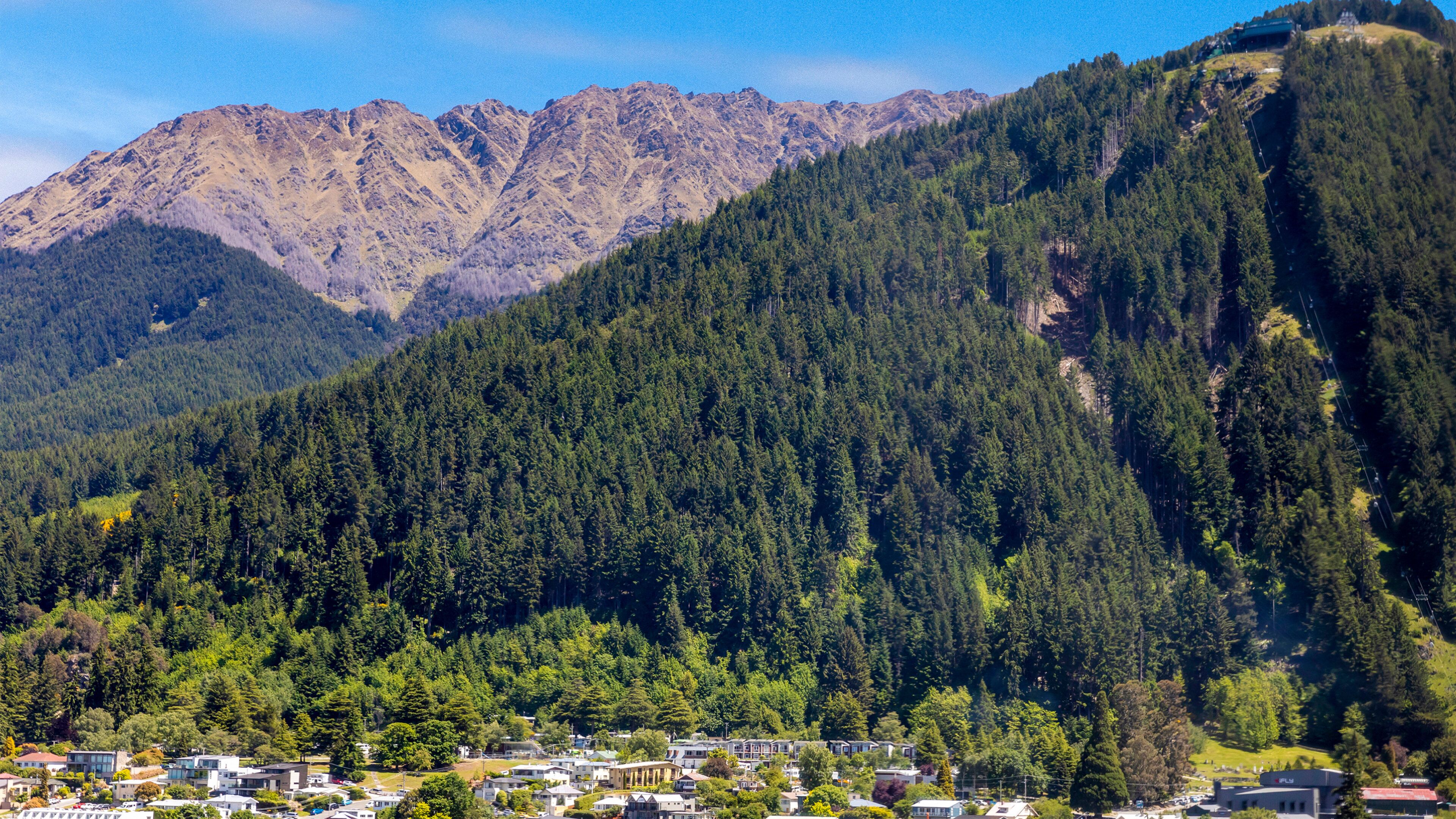 Holiday Inn Express & Suites Queenstown