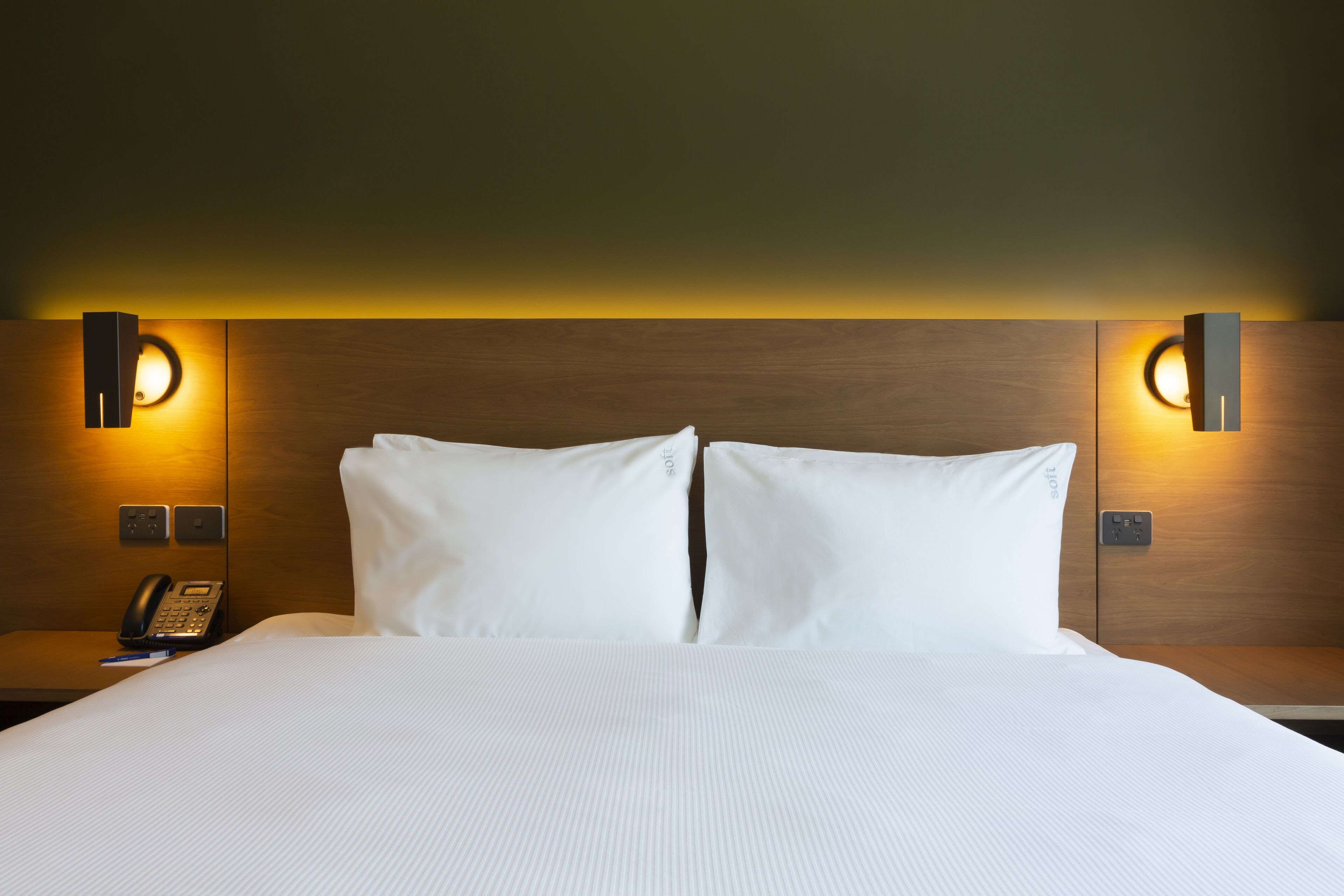 Holiday Inn Express & Suites Queenstown