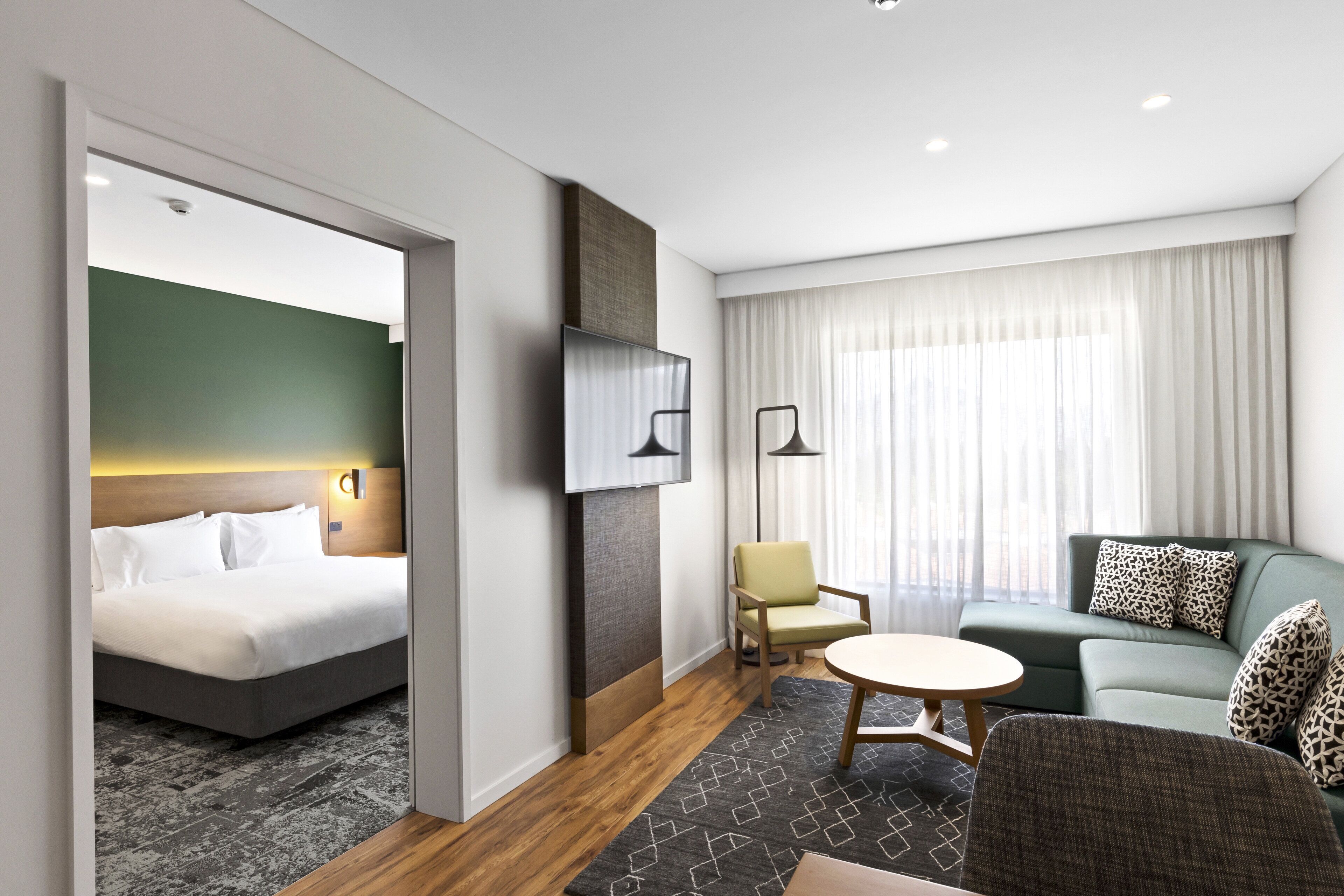 Holiday Inn Express & Suites Queenstown