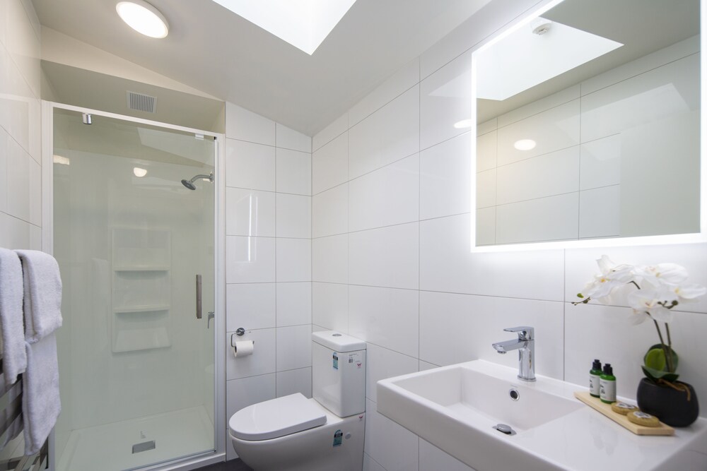 Koura Apartments