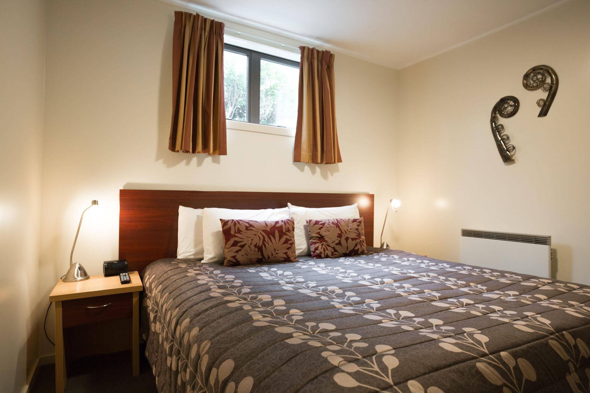 Lomond Lodge