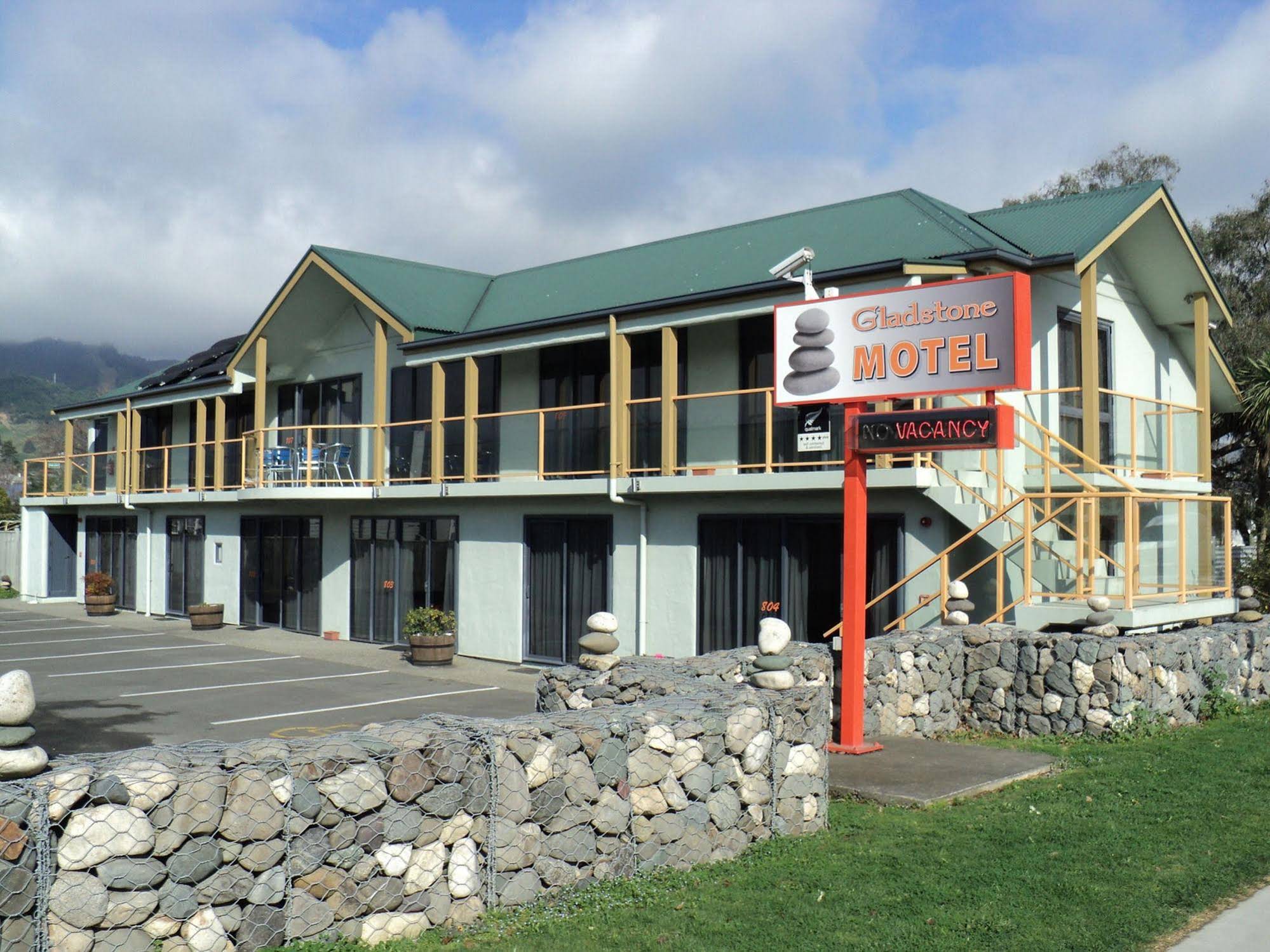 Gladstone Motel