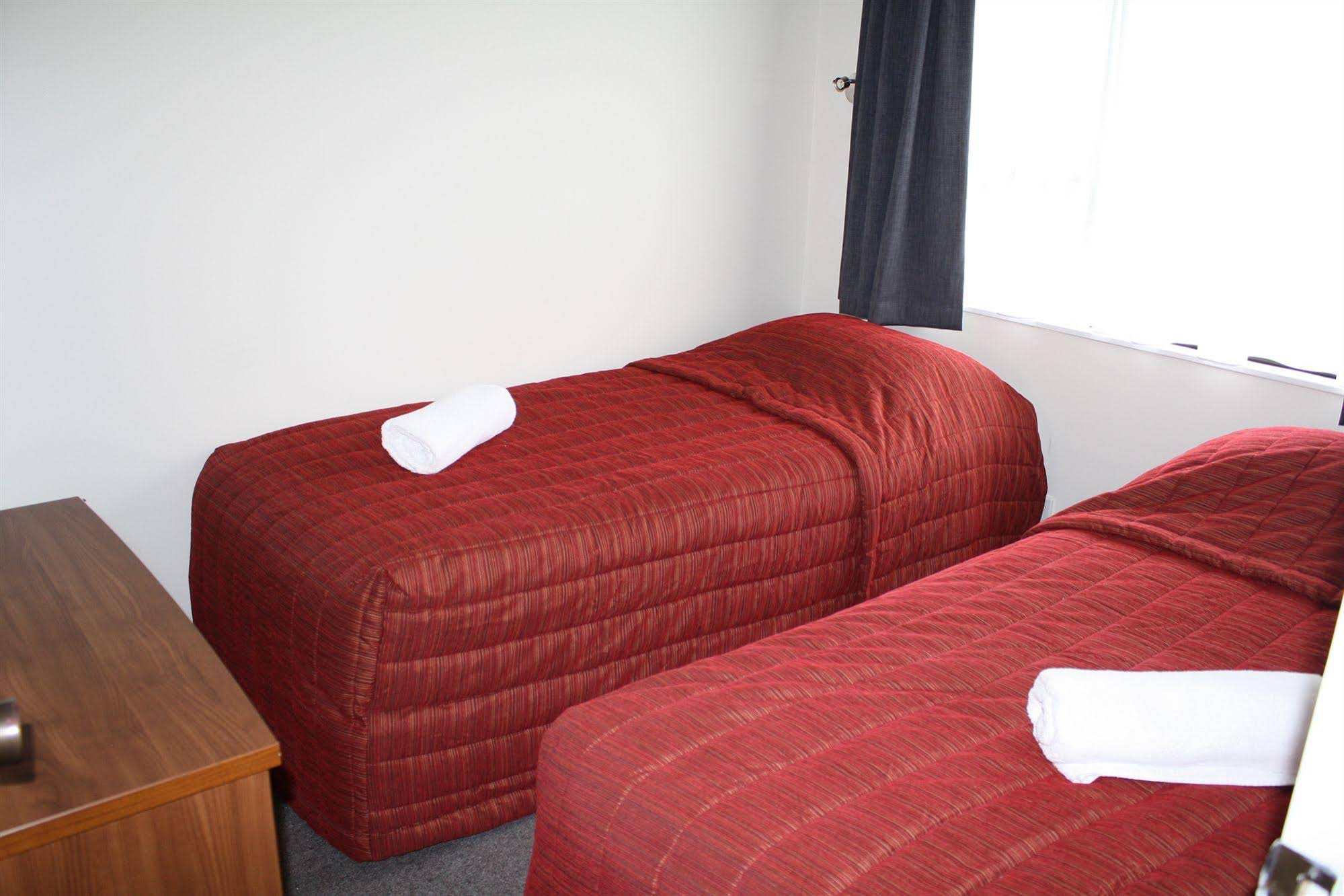Oxford Court Motel