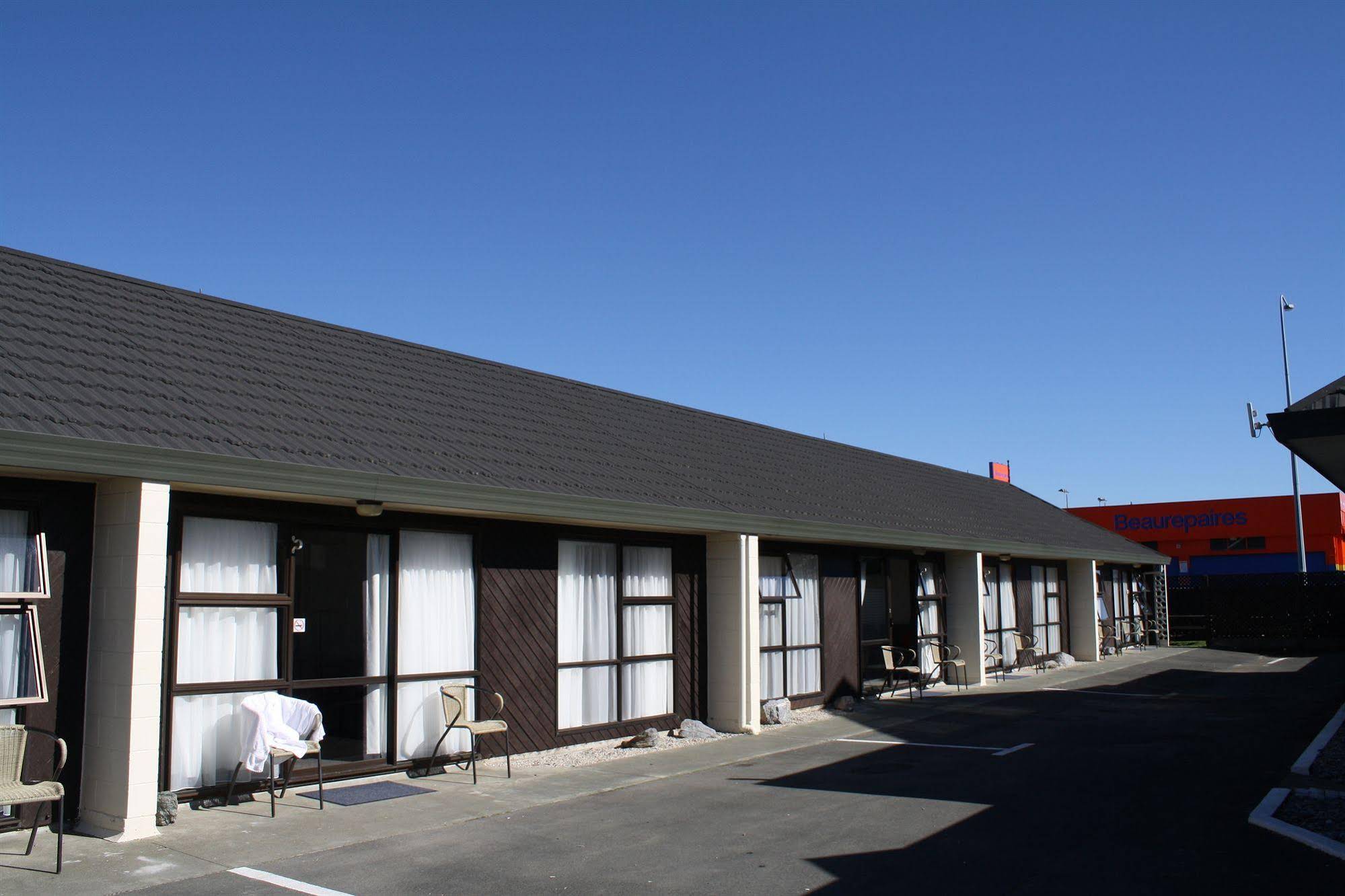 Oxford Court Motel