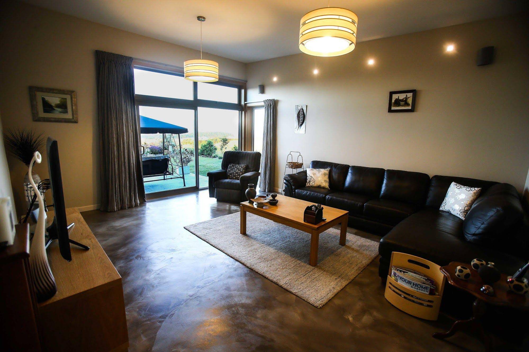 Redvale Ridge B&B