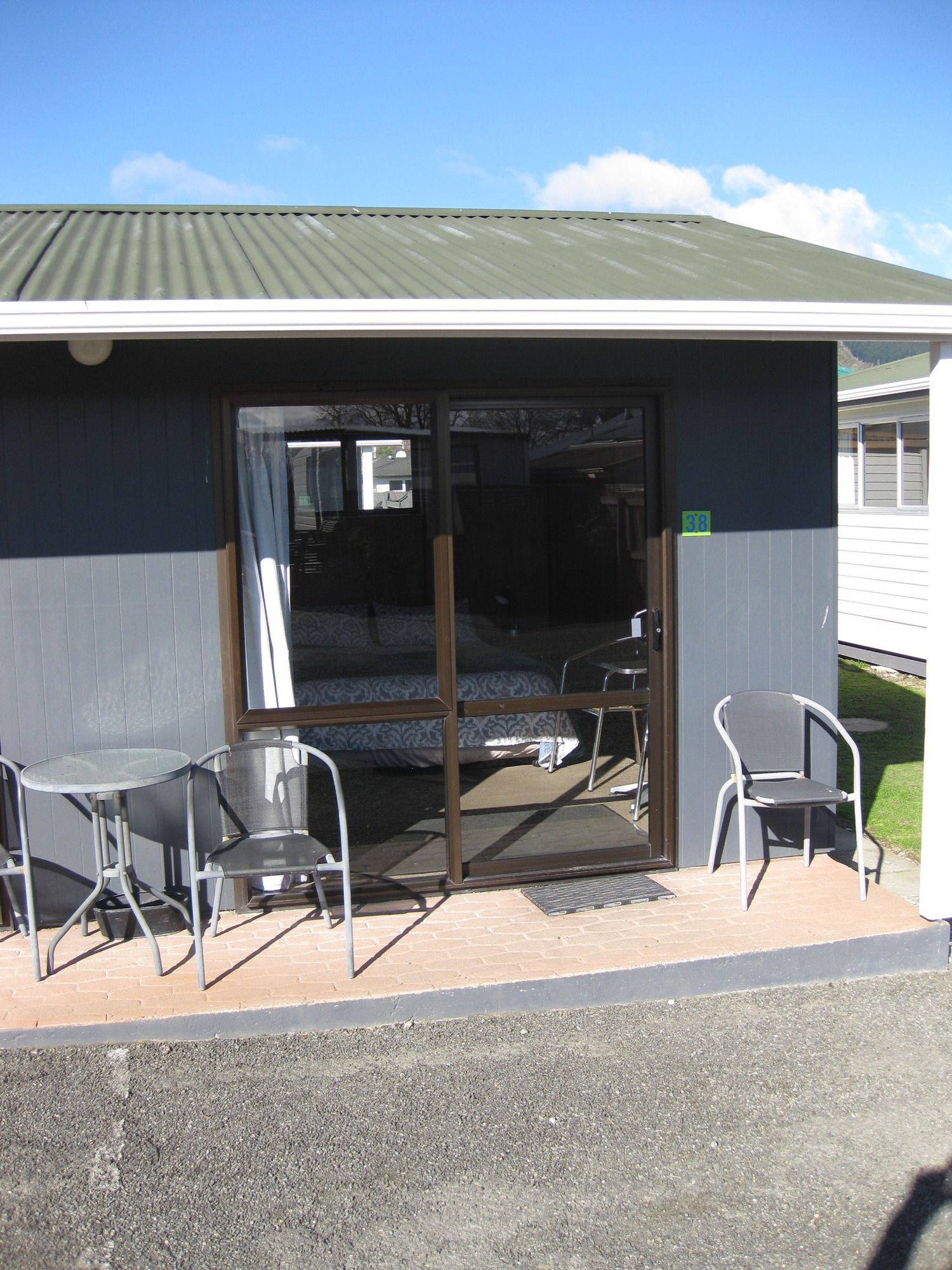 Richmond Motel & Top 10 Holiday Park
