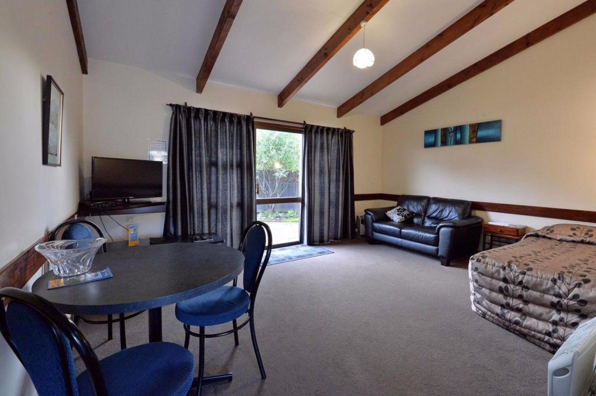Richmond Motel & Top 10 Holiday Park