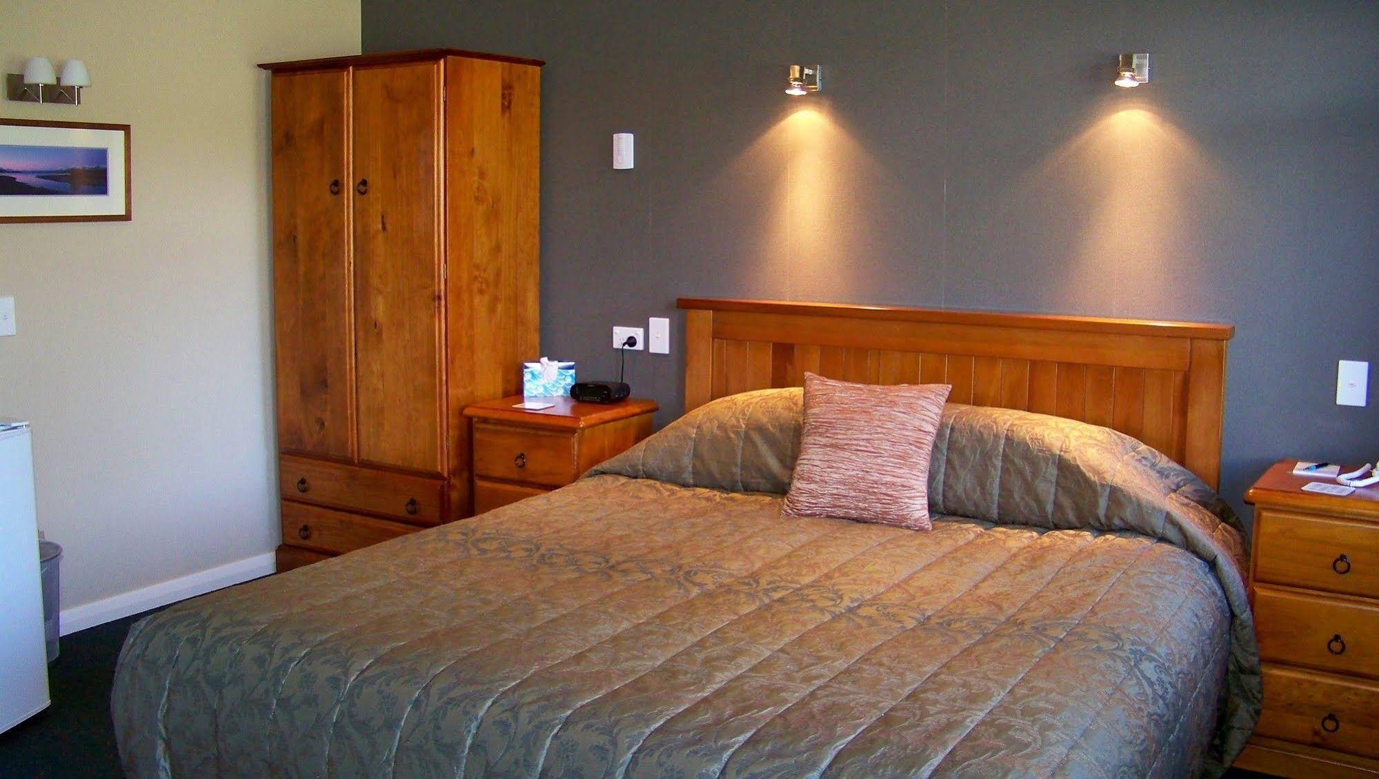 Lake Roxburgh Lodge