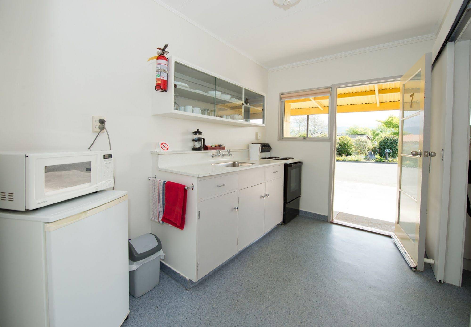 Golden Bay Motel