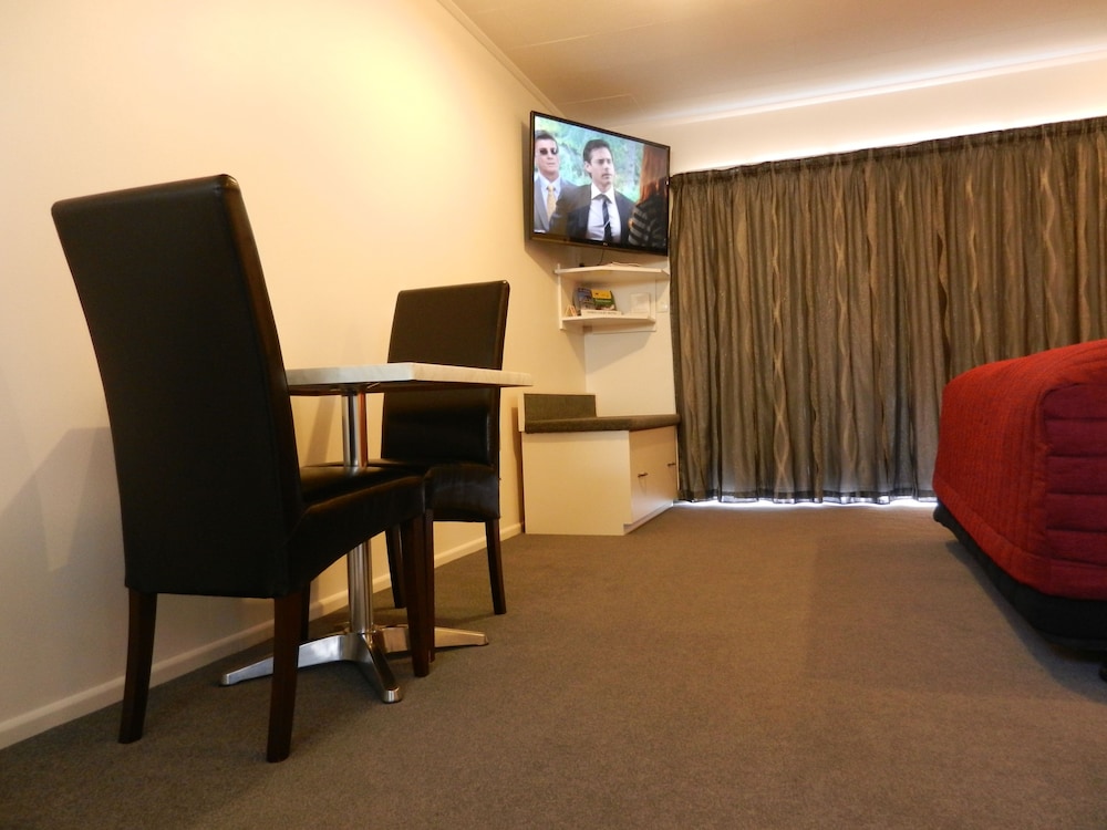 ASURE Amber Court Motel Te Anau