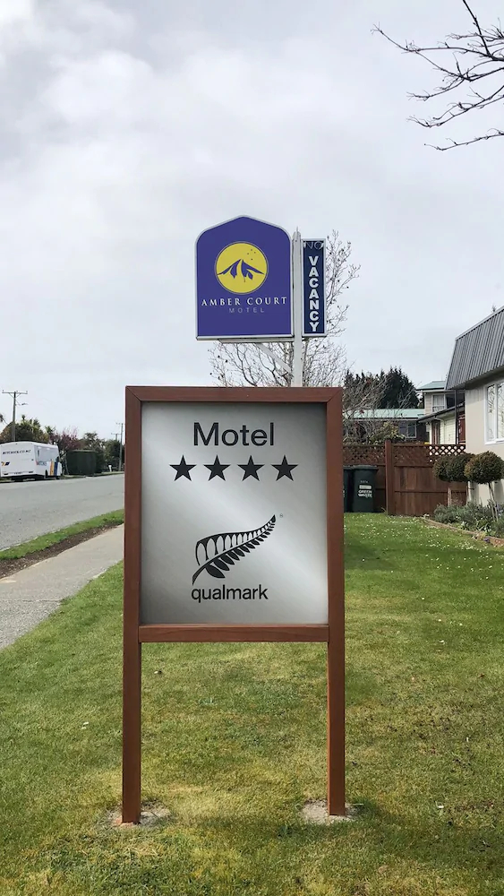 ASURE Amber Court Motel Te Anau