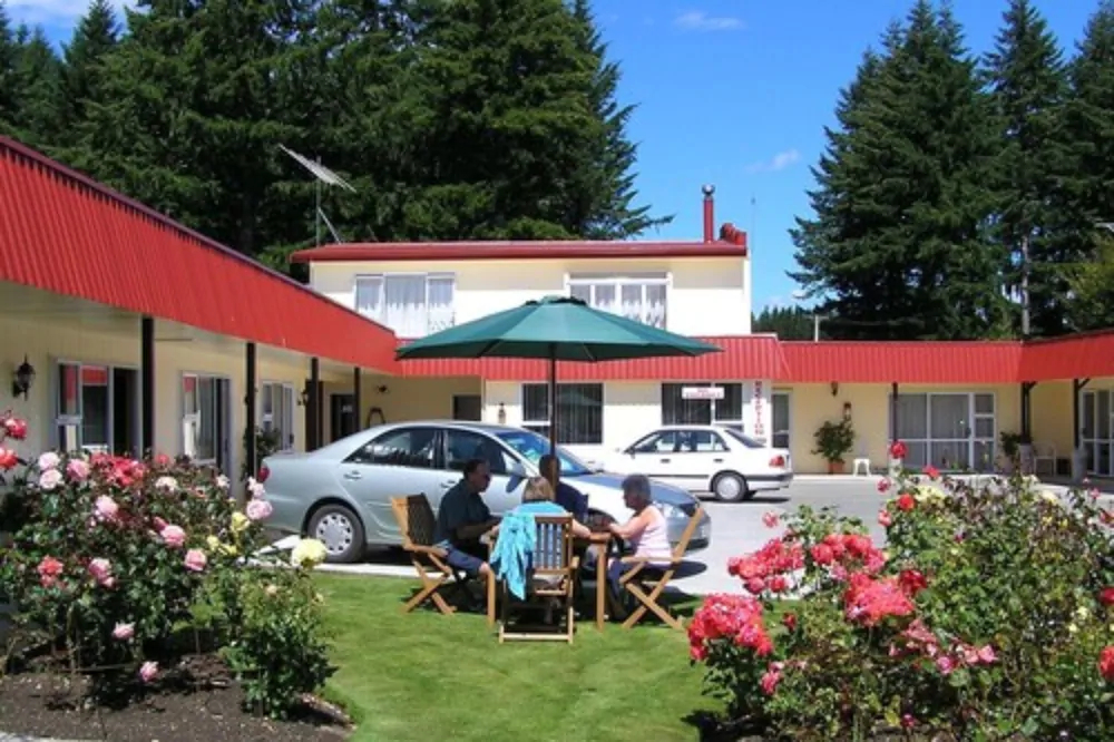 ASURE Amber Court Motel Te Anau