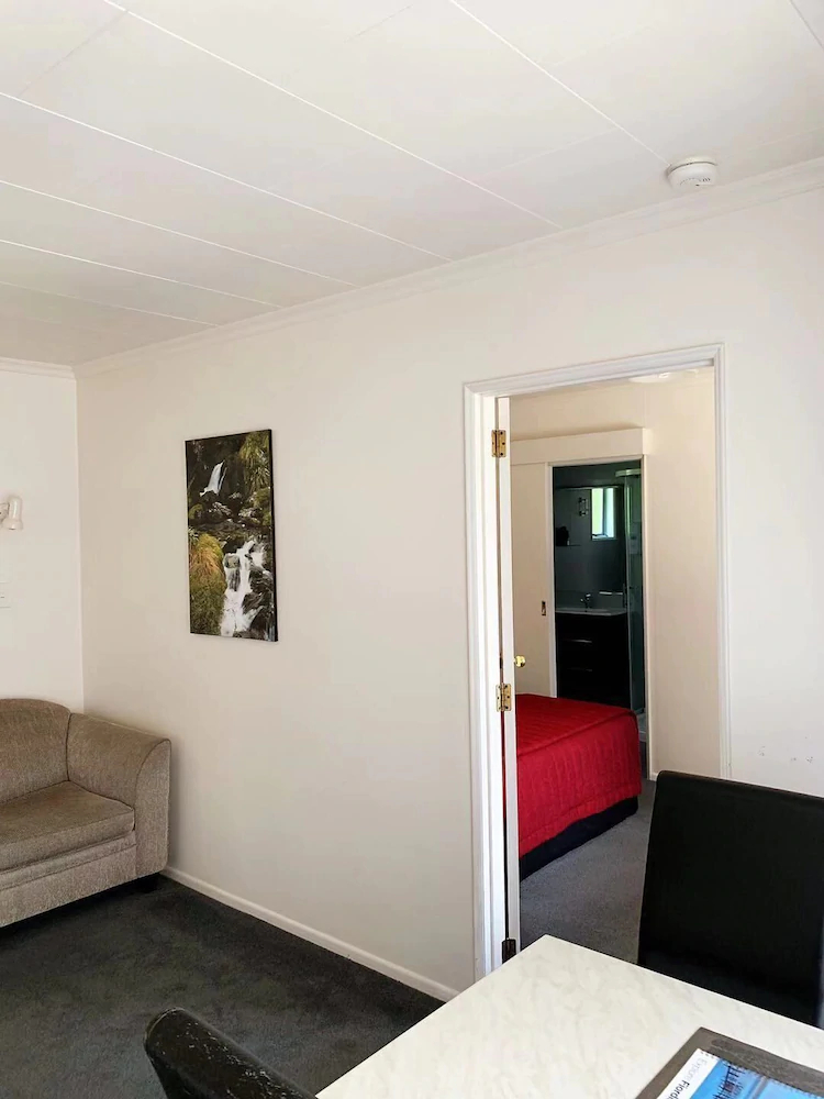 ASURE Amber Court Motel Te Anau