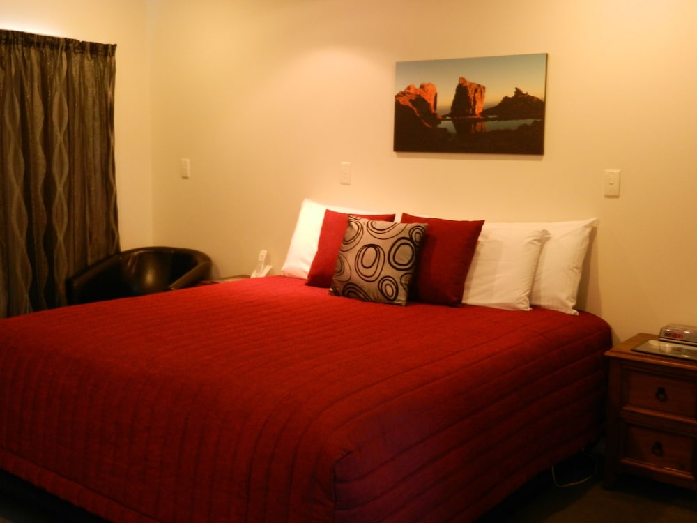 ASURE Amber Court Motel Te Anau