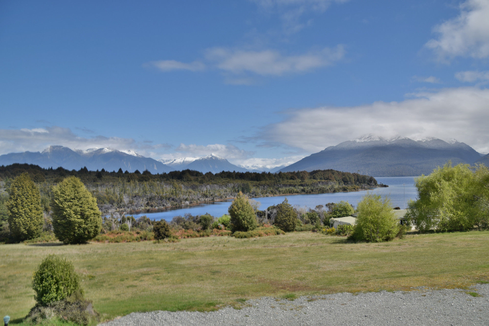 Fiordland National Park Lodge