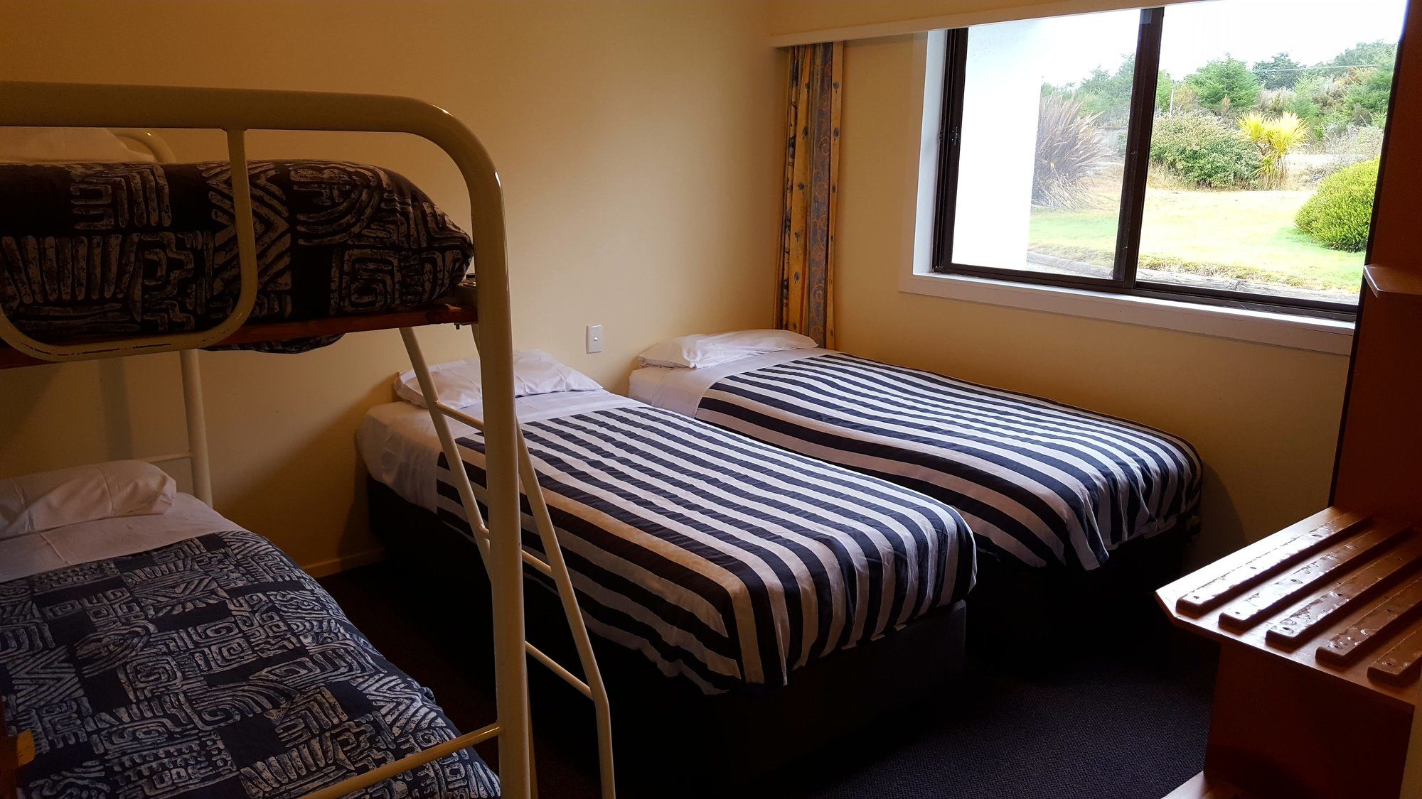 Fiordland National Park Lodge