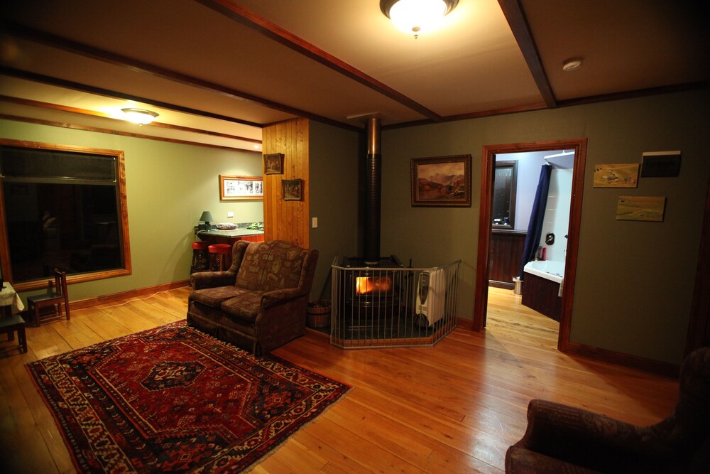 Kepler Oaks Chalet
