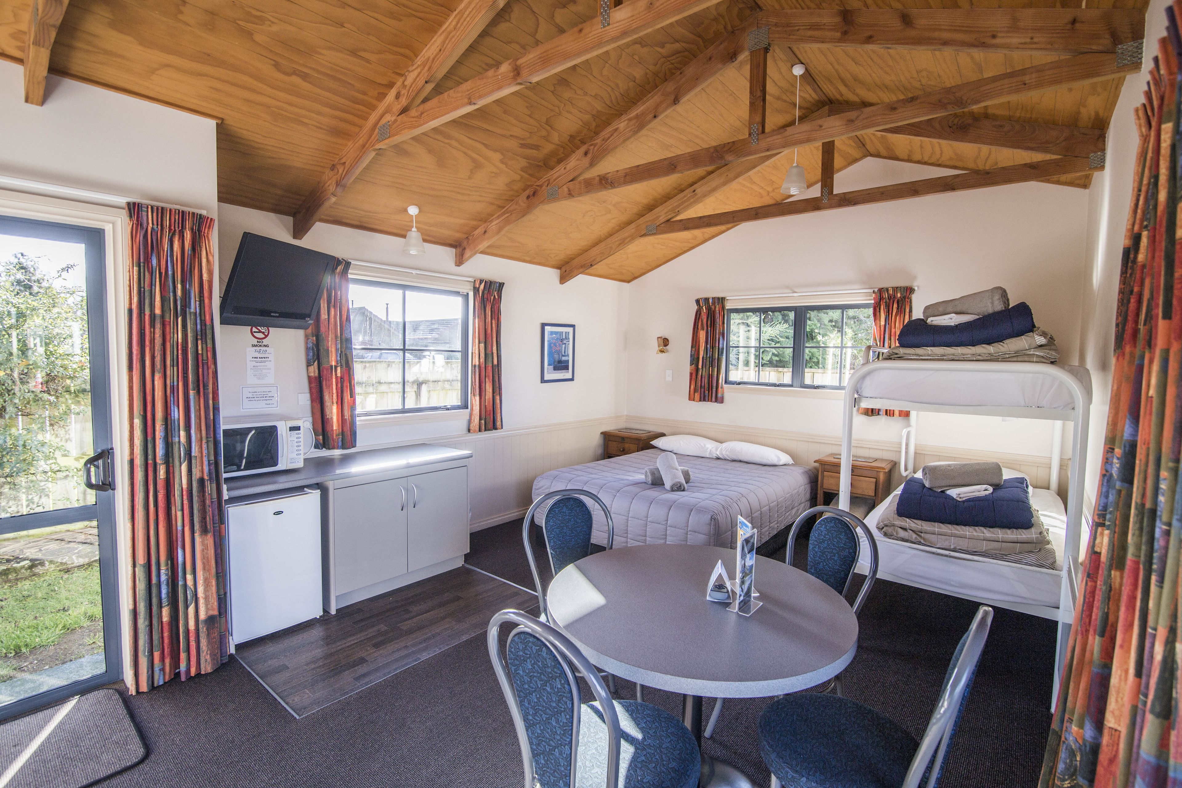 Tasman Holiday Parks – Te Anau