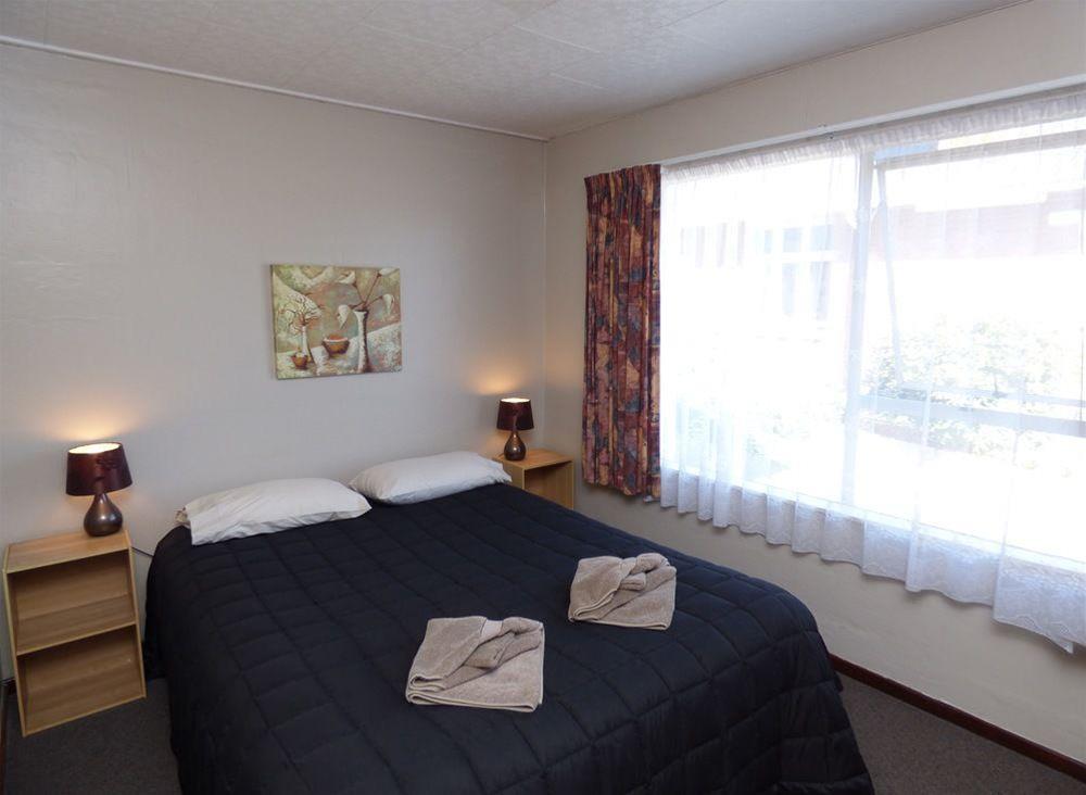 Anchor Motel & Timaru Backpackers