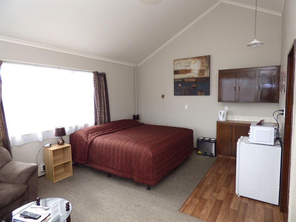 Anchor Motel & Timaru Backpackers
