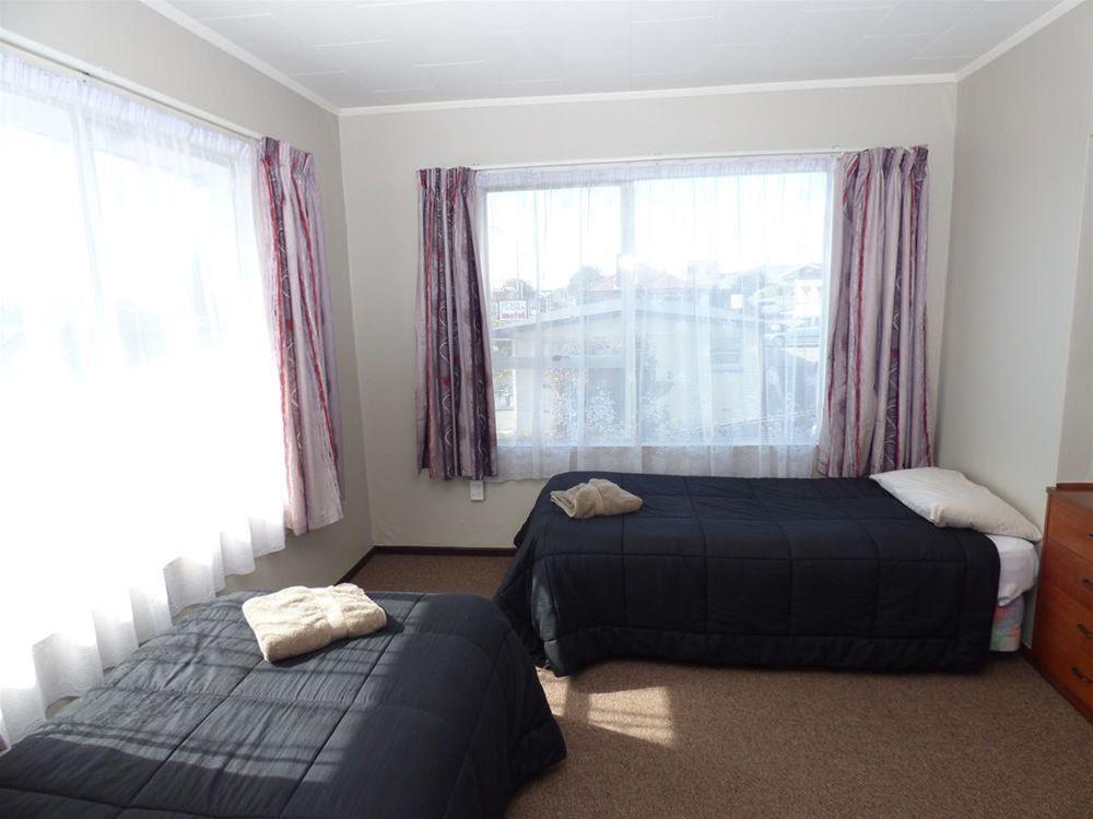 Anchor Motel & Timaru Backpackers