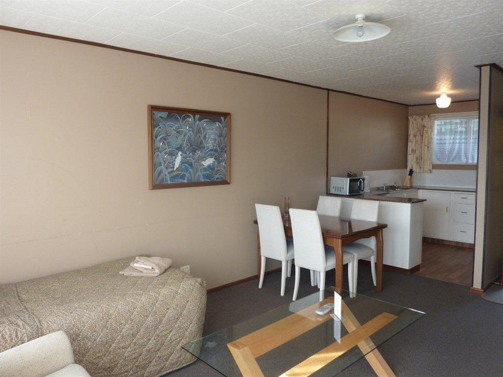 Anchor Motel & Timaru Backpackers
